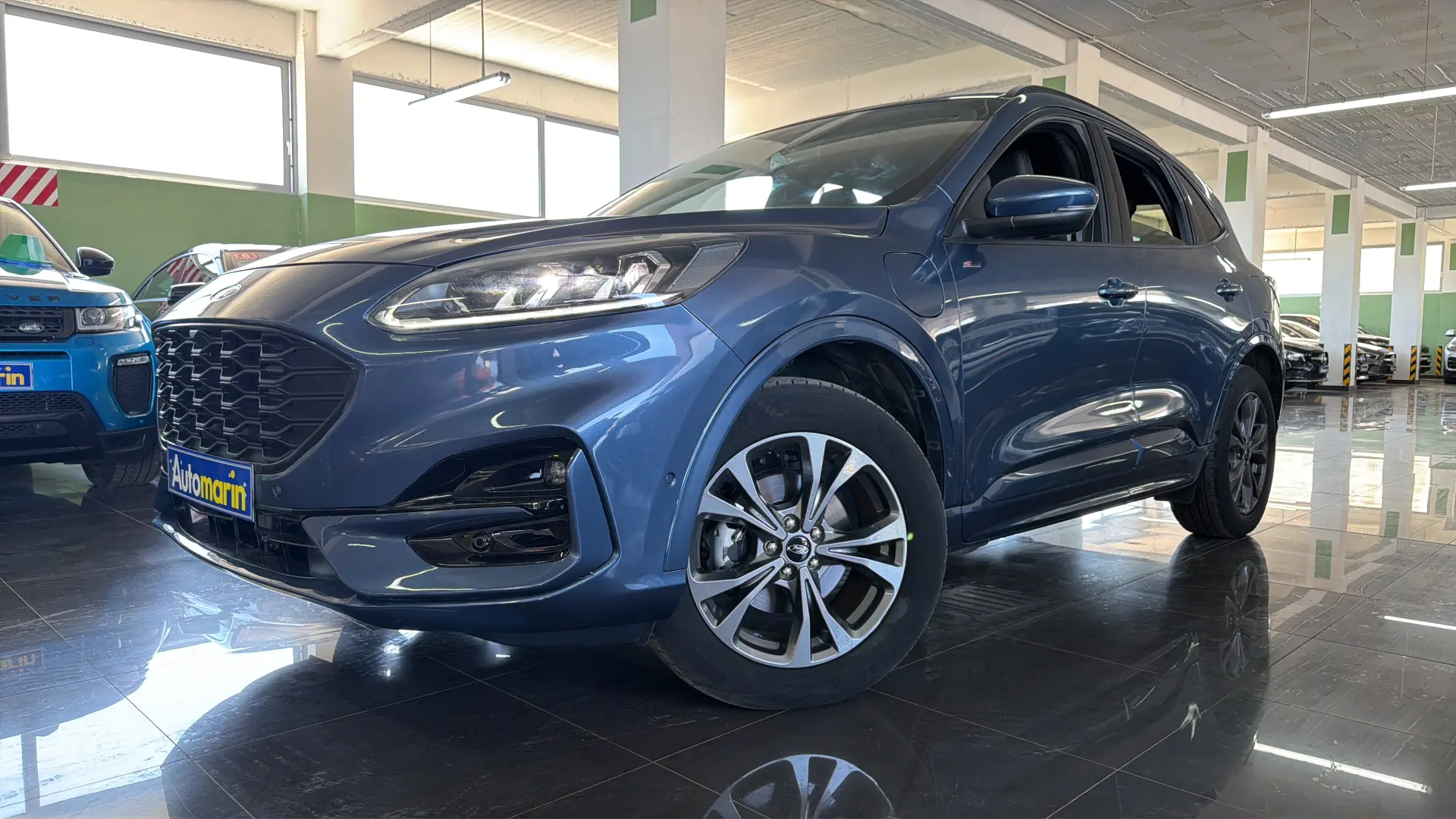 View 1 - Ford Kuga - 2022