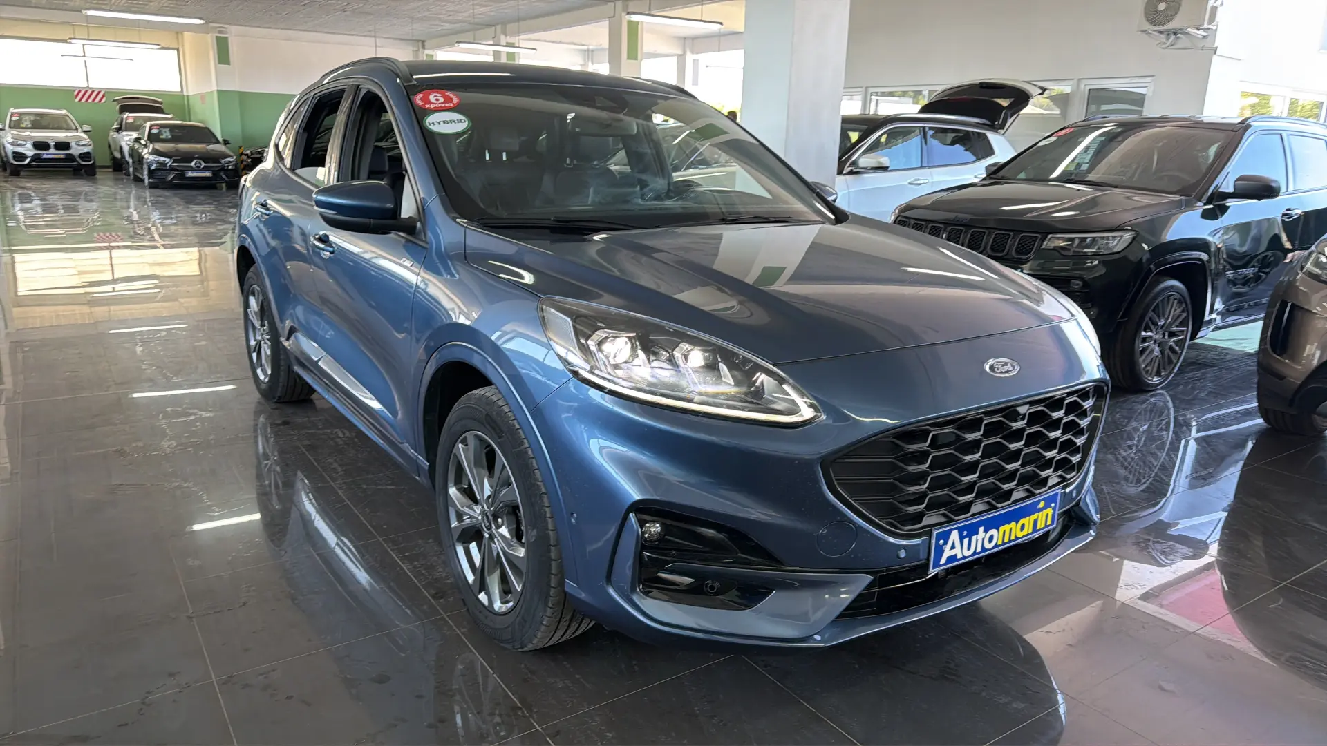 View 3 - Ford Kuga - 2022