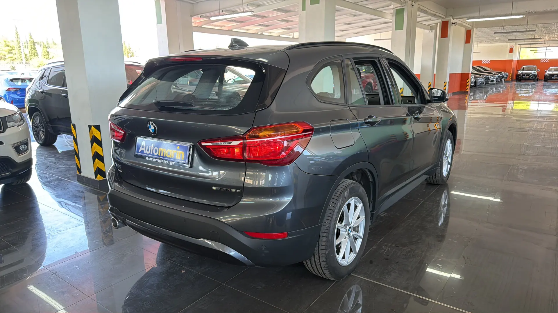 View 4 - BMW X1 - 2021