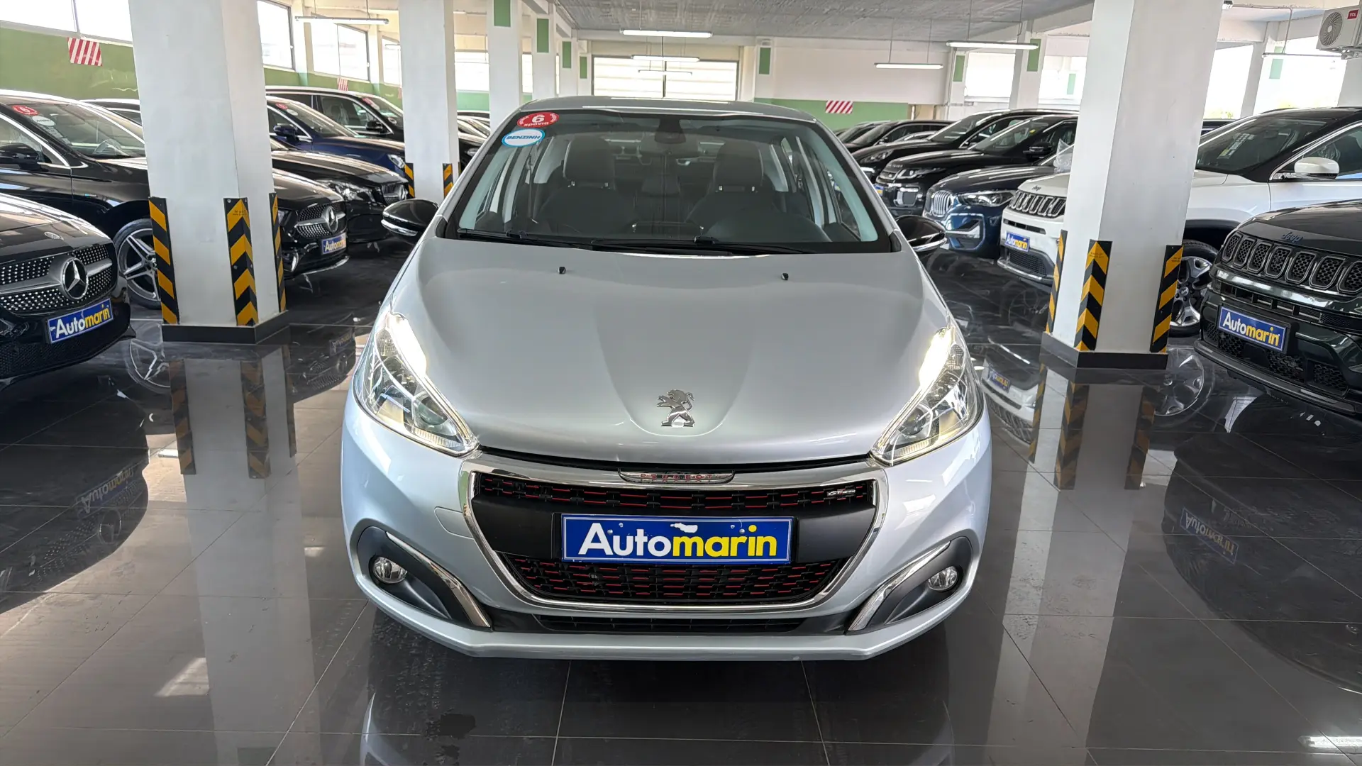 View 2 - Peugeot 208 - 2016