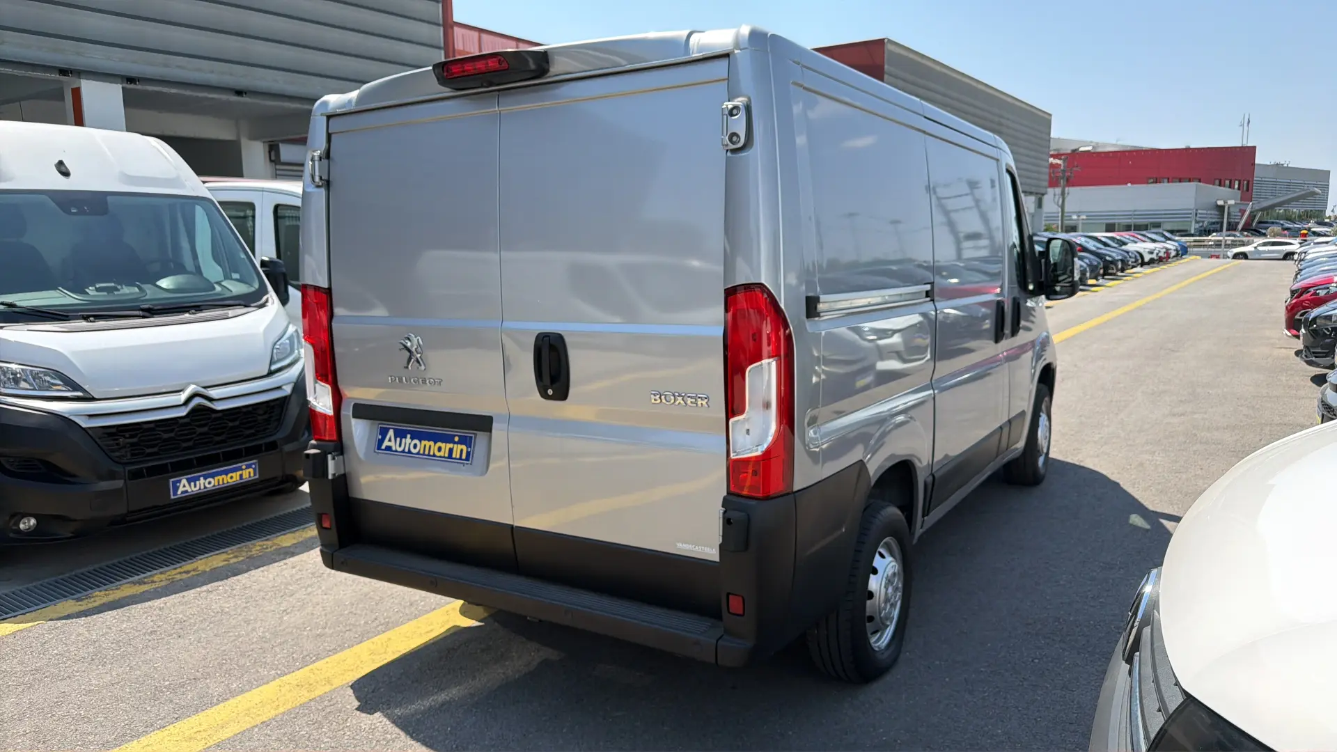 View 4 - Peugeot Boxer - 2021