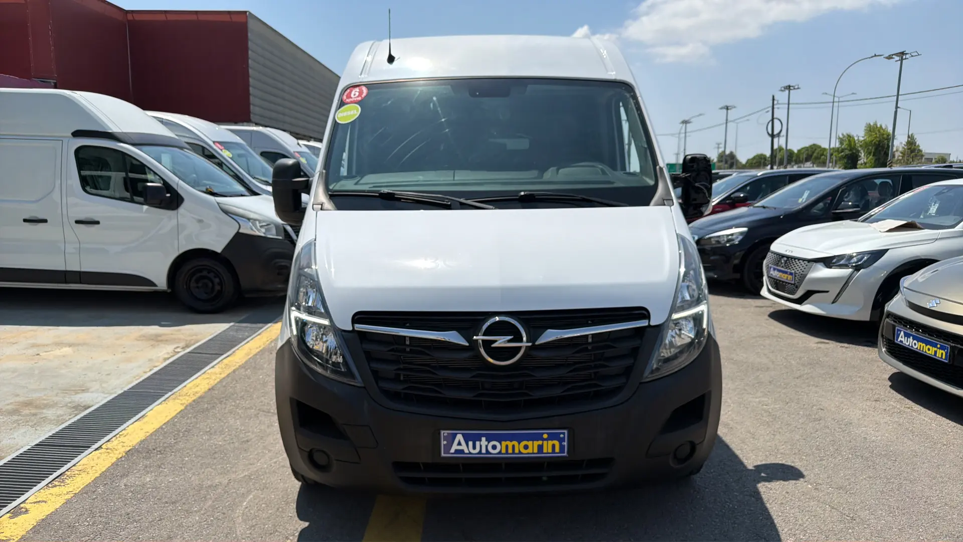View 2 - Opel Movano - 2021