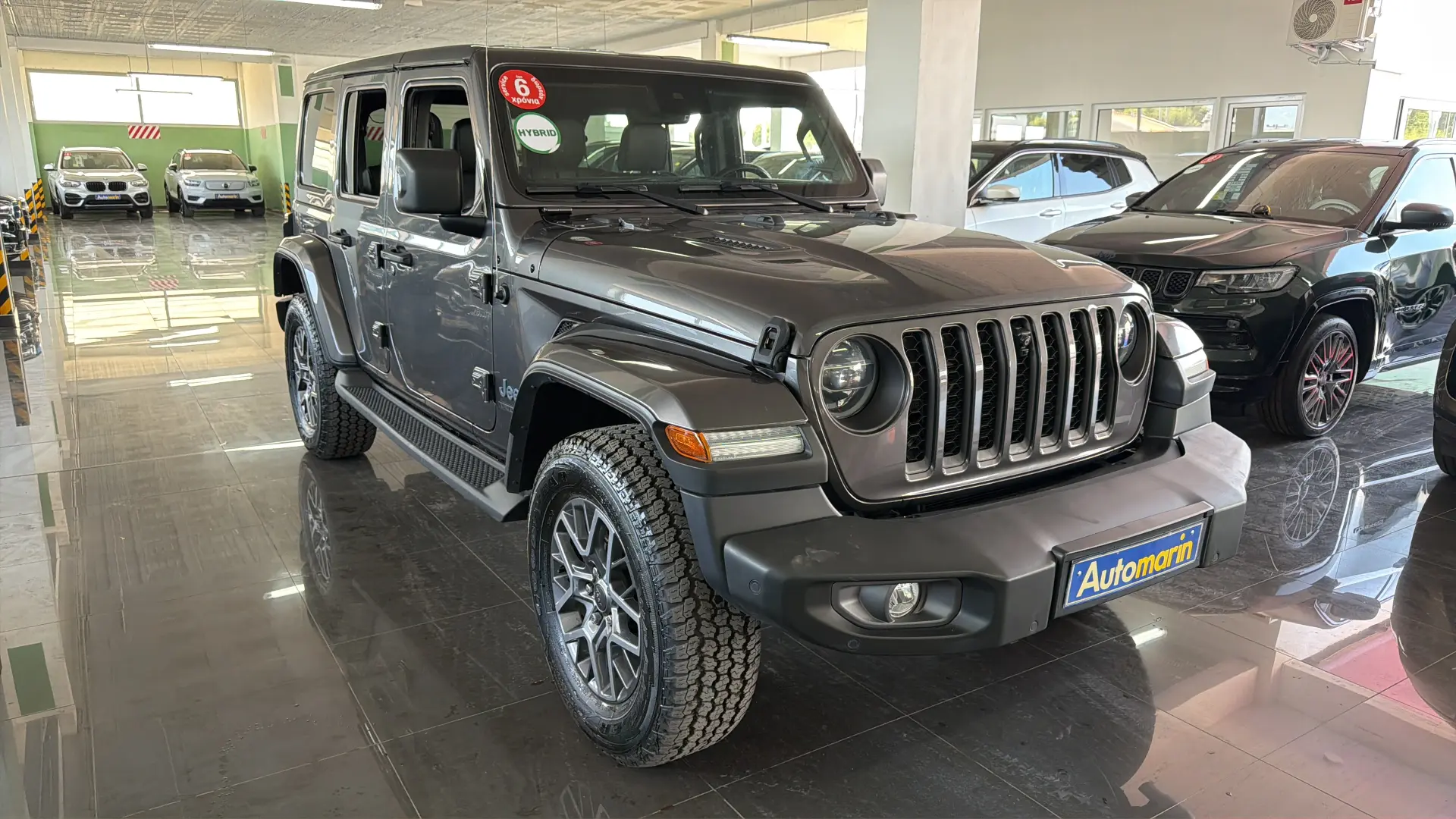 View 3 - Jeep Wrangler - 2021
