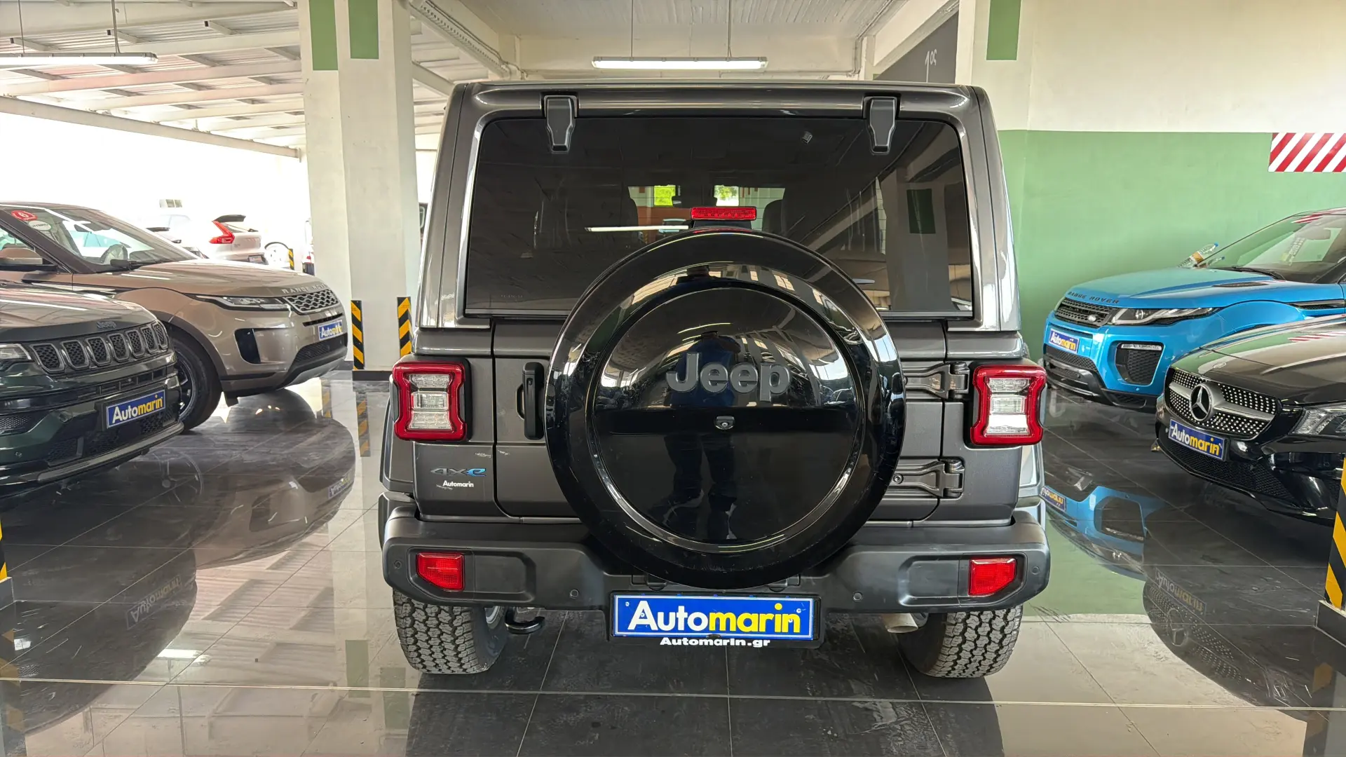 View 5 - Jeep Wrangler - 2021