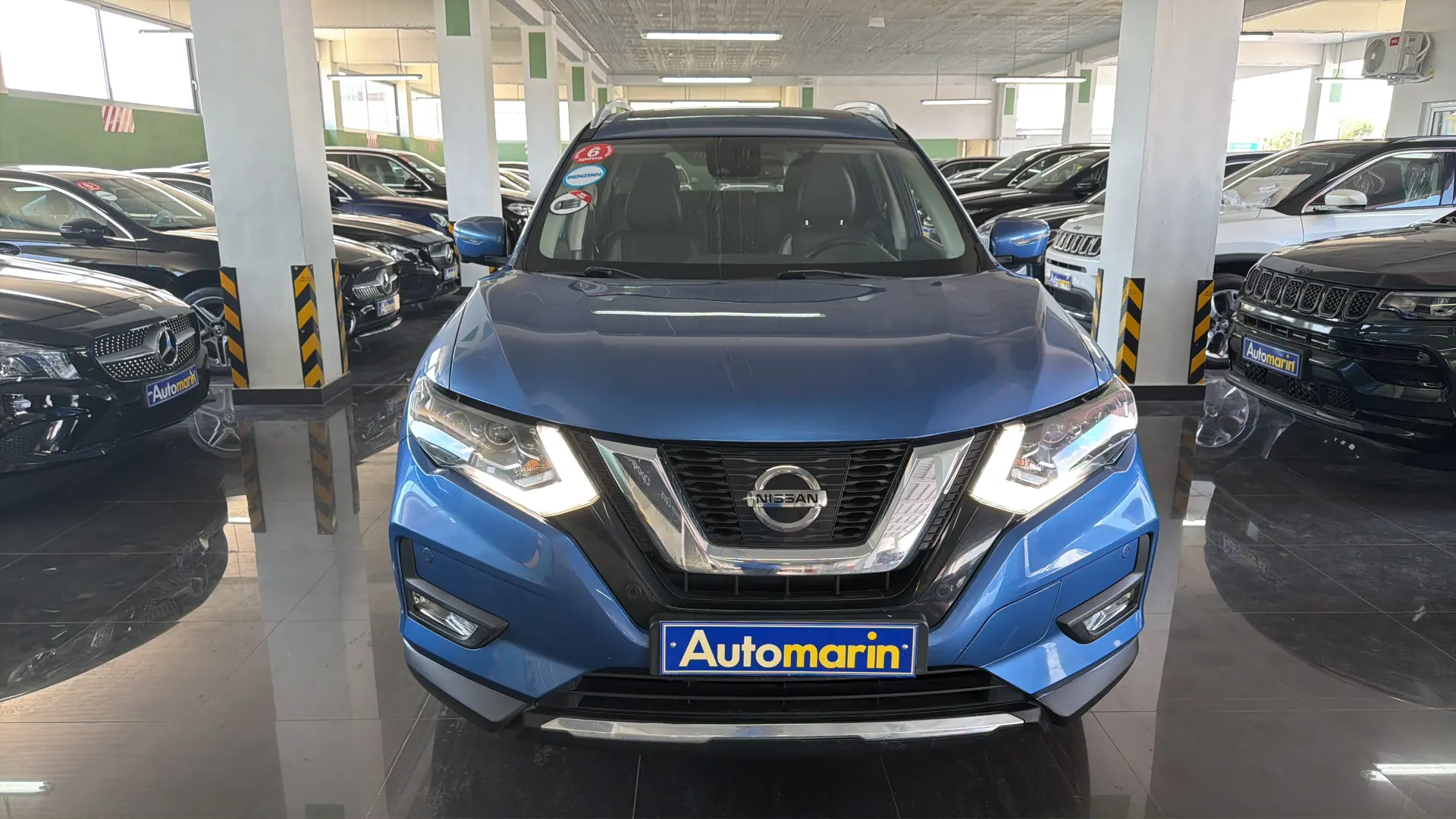 View 2 - Nissan X-Trail - 2018