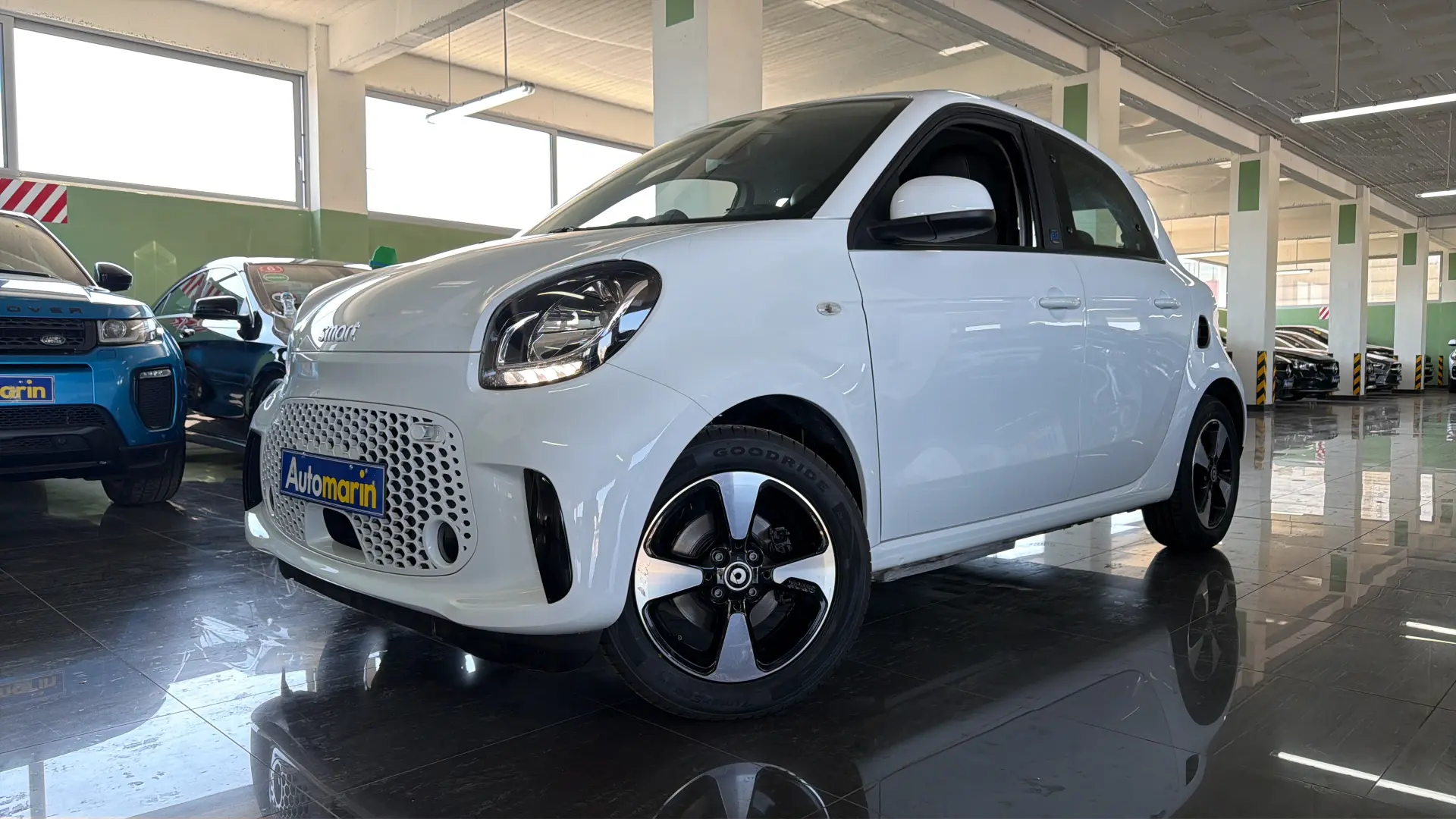 View 1 - Smart ForFour - 2021