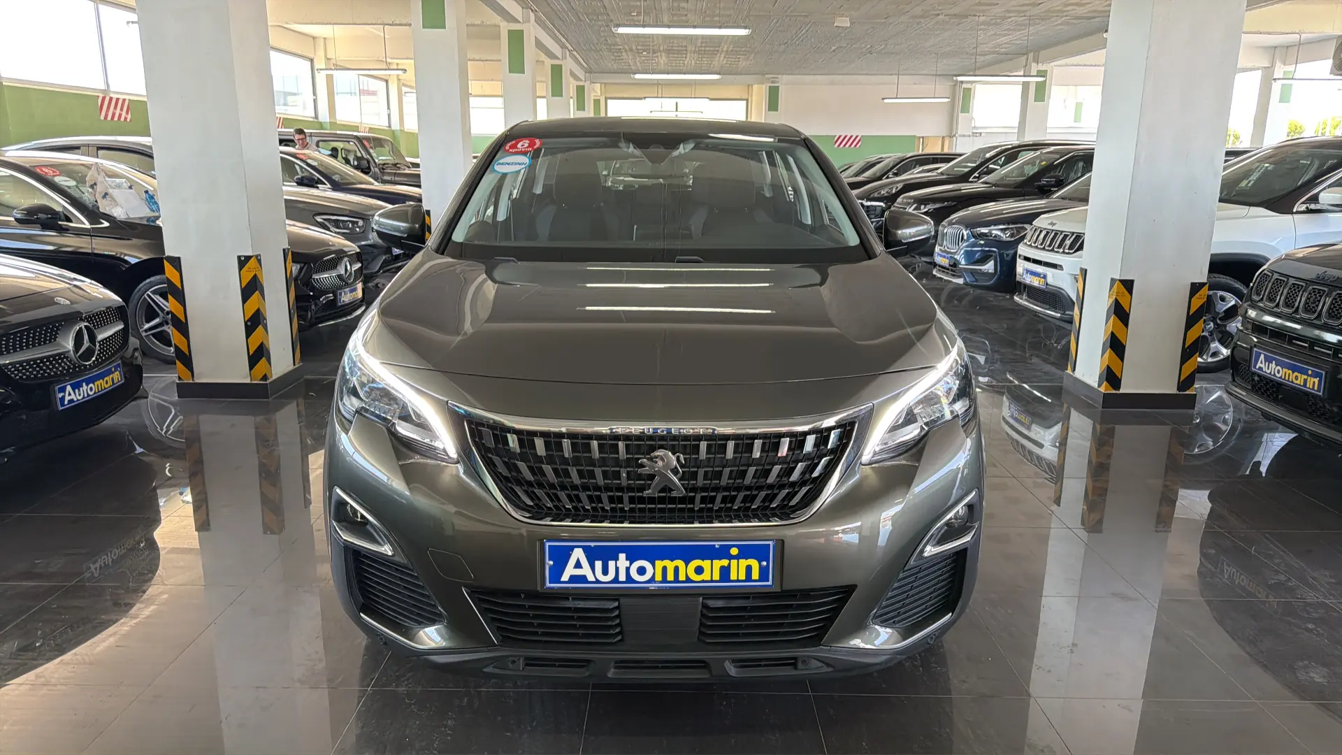 View 2 - Peugeot 3008 - 2020