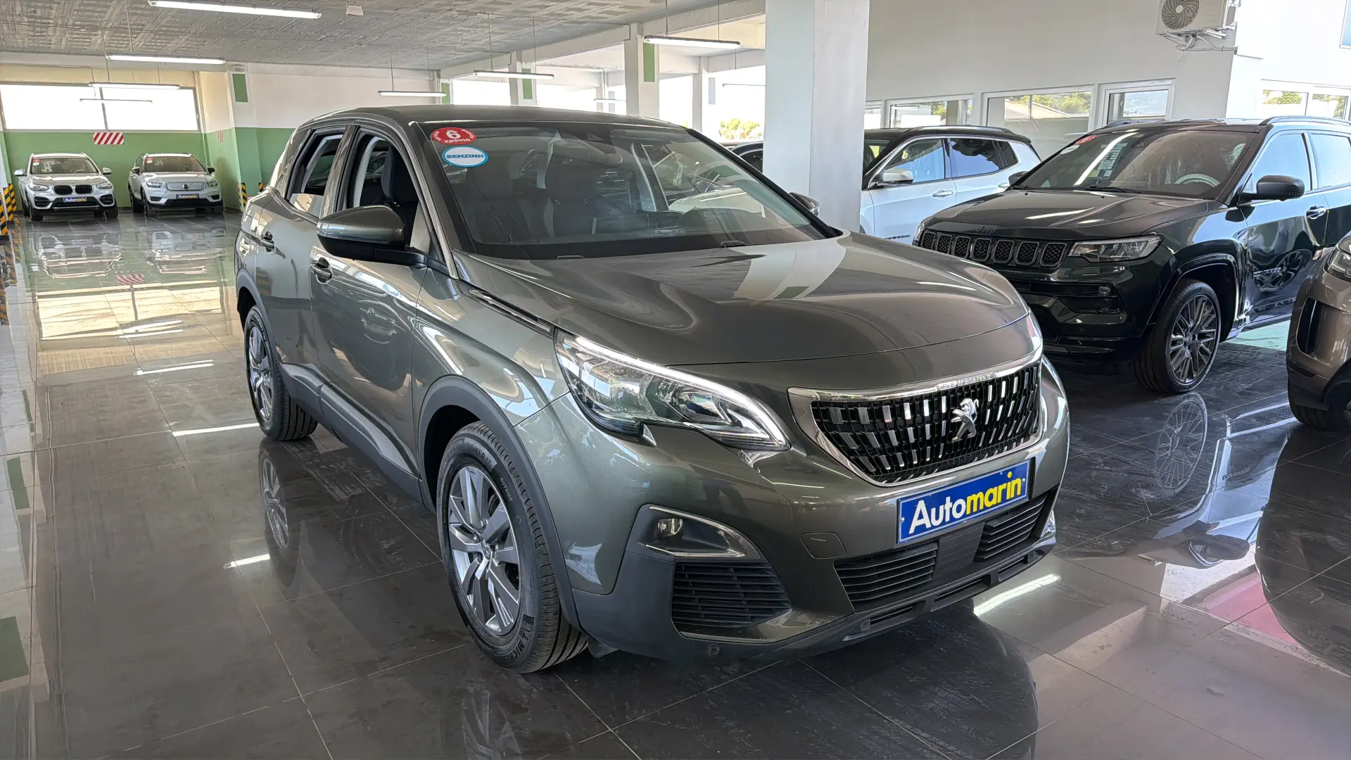 View 3 - Peugeot 3008 - 2020