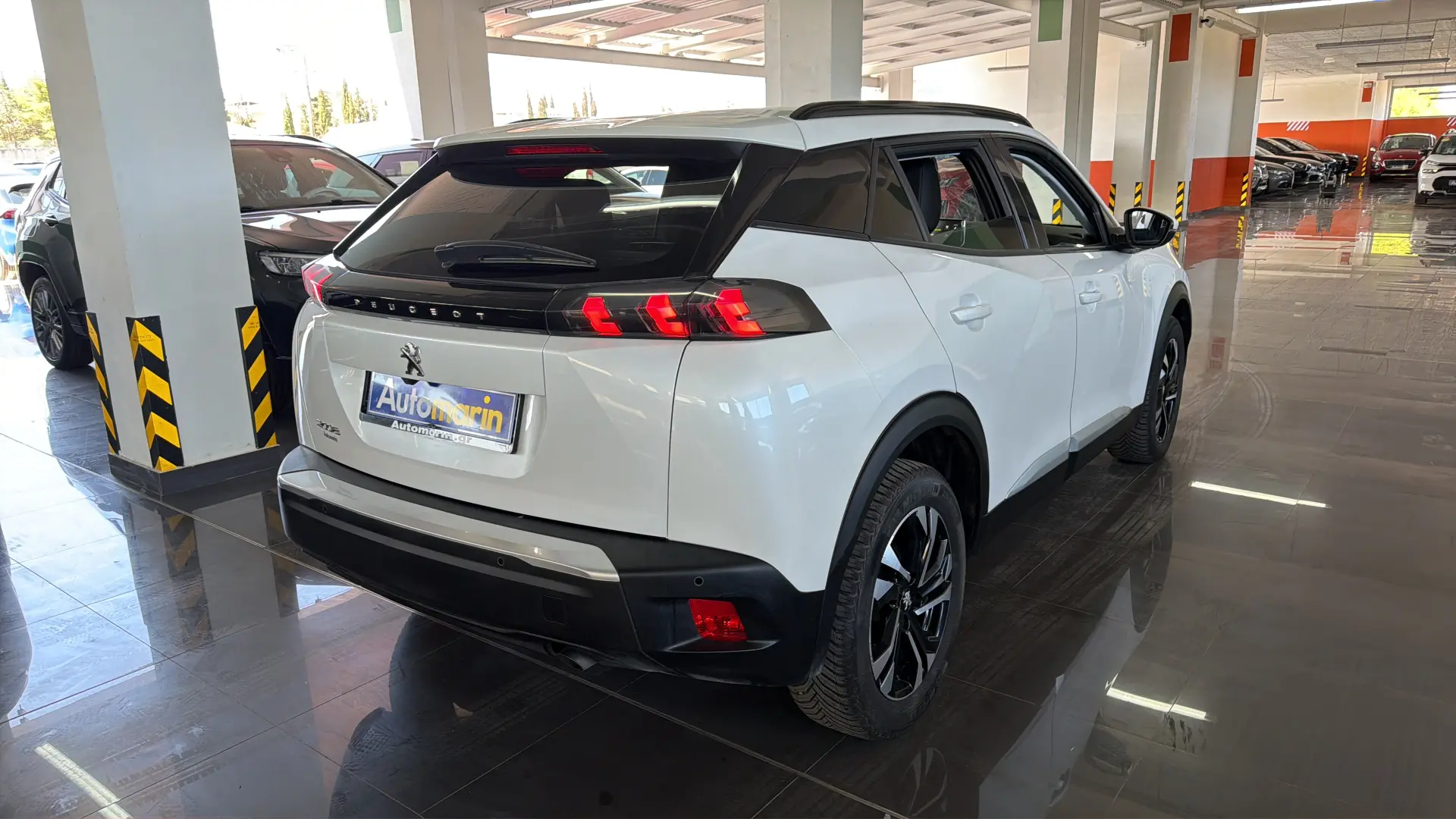 View 4 - Peugeot 2008 - 2021