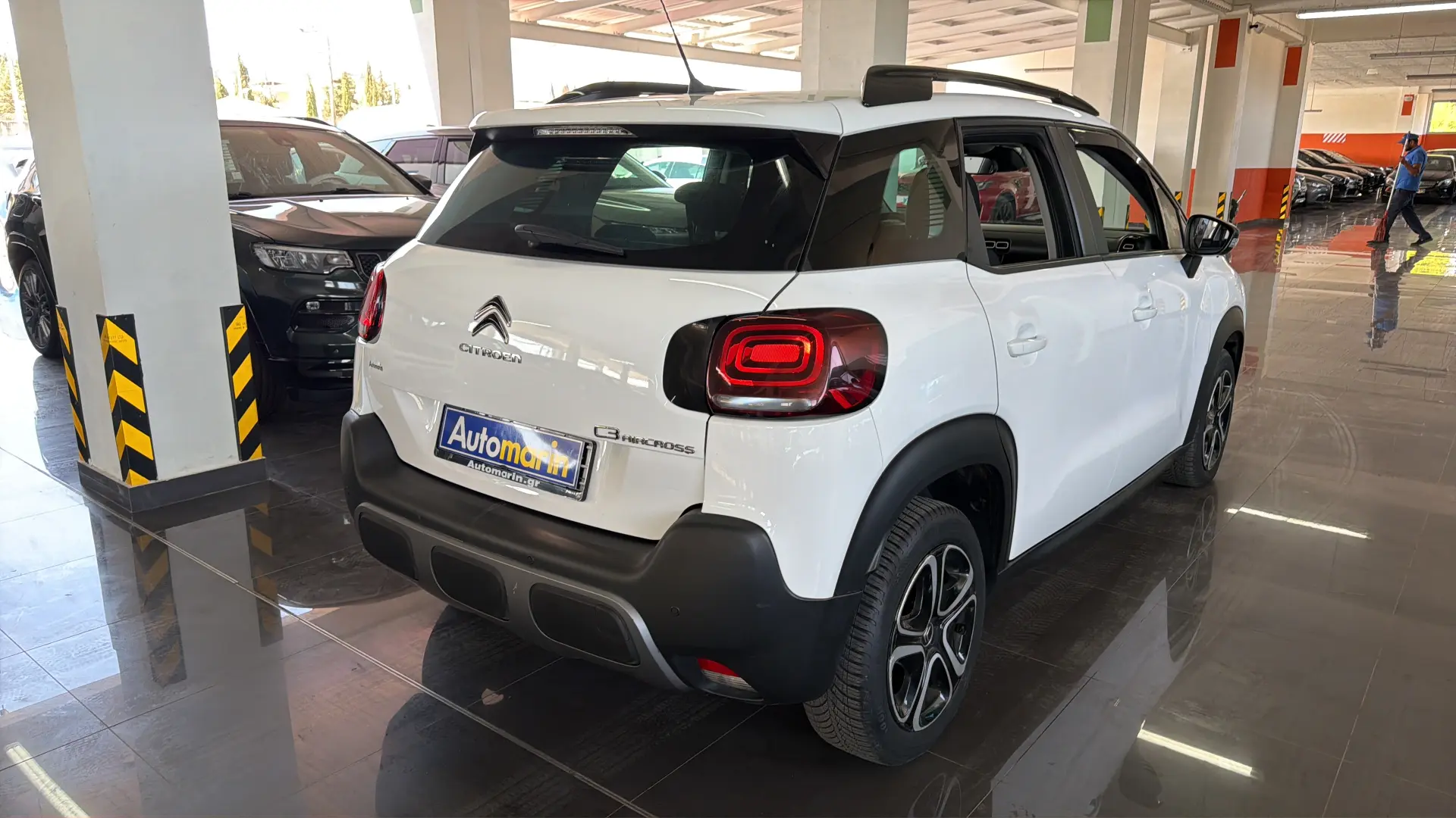 View 4 - Citroen C3 Aircross - 2023
