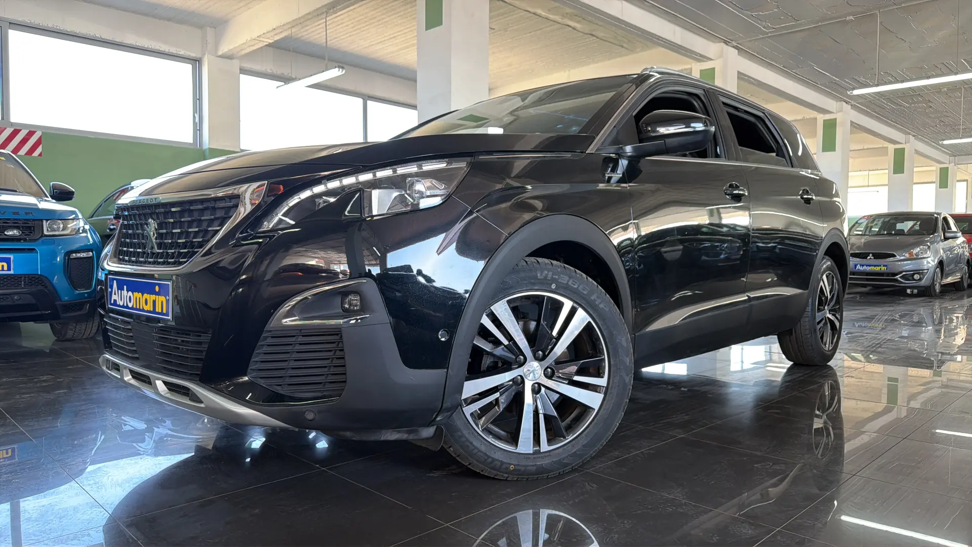 View 1 - Peugeot 5008 - 2018