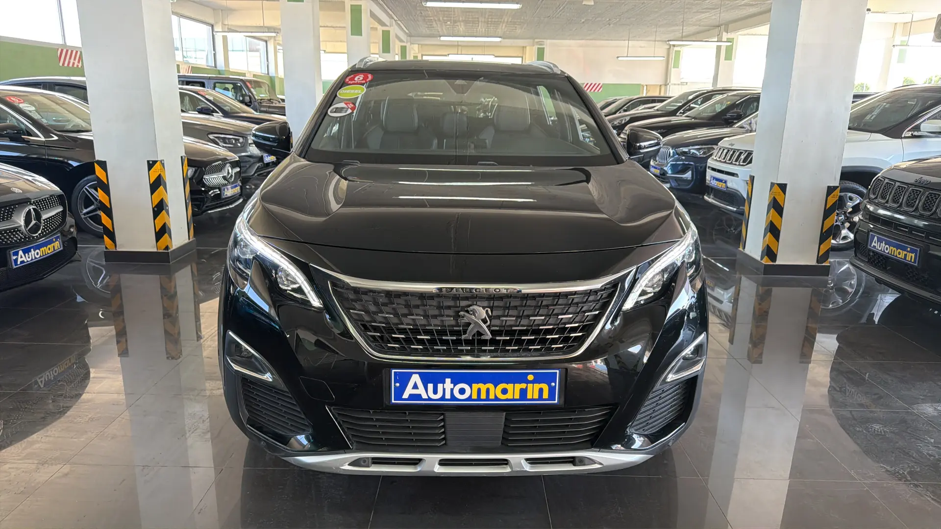 View 2 - Peugeot 5008 - 2018