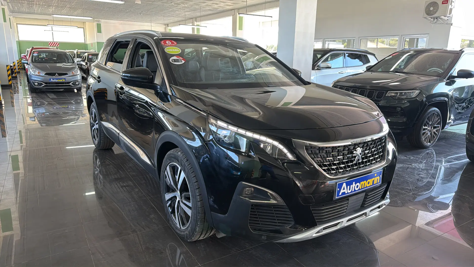 View 3 - Peugeot 5008 - 2018