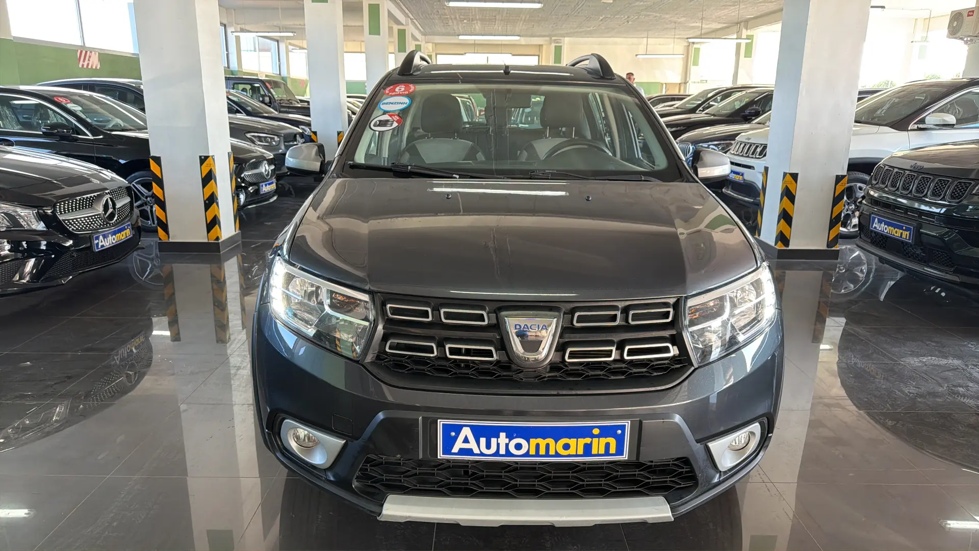 View 2 - Dacia Sandero - 2020