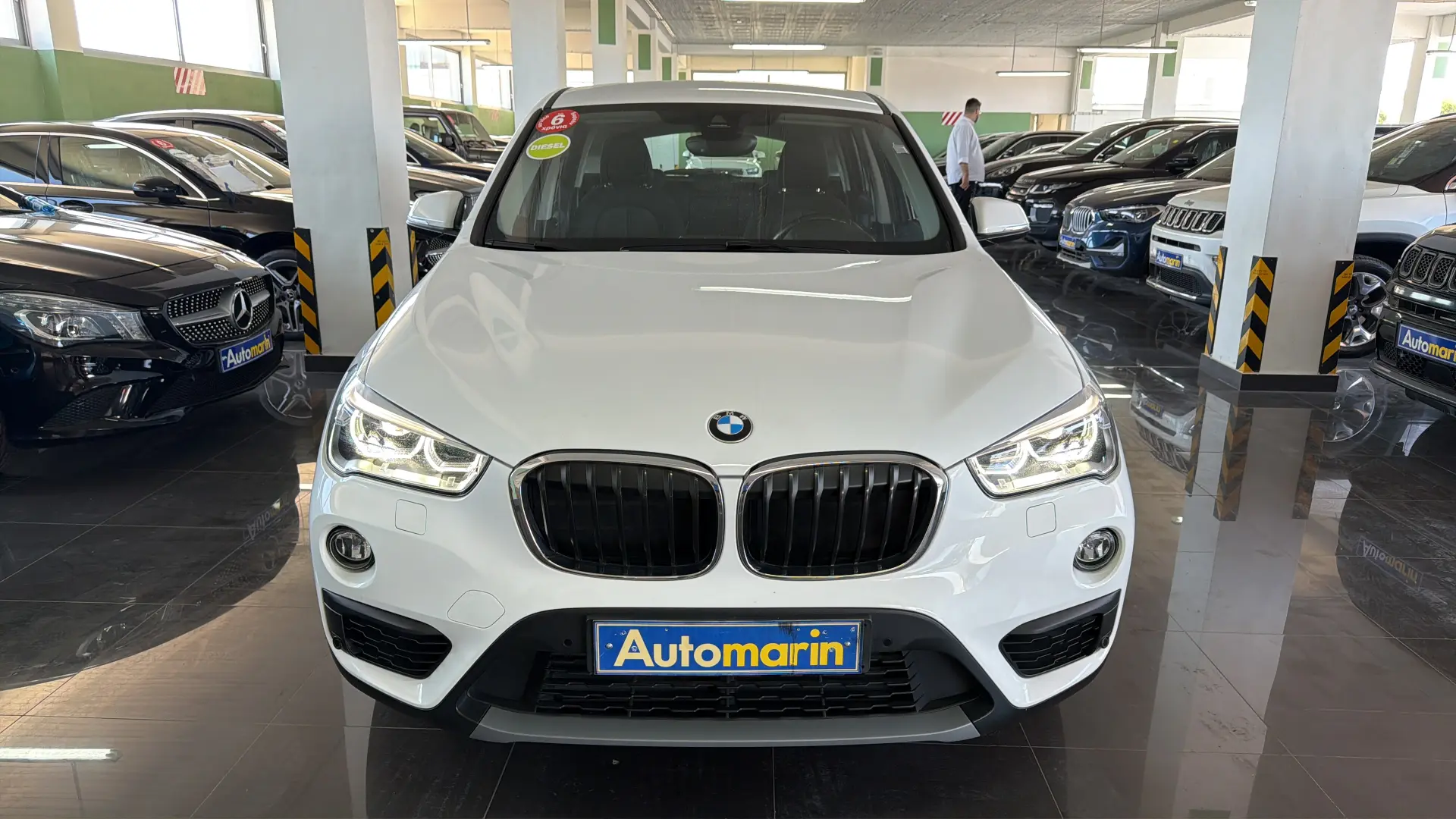 View 2 - BMW X1 - 2018