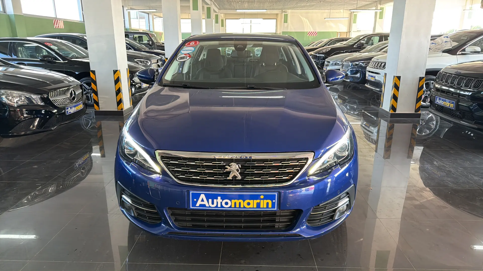 View 2 - Peugeot 308 - 2020