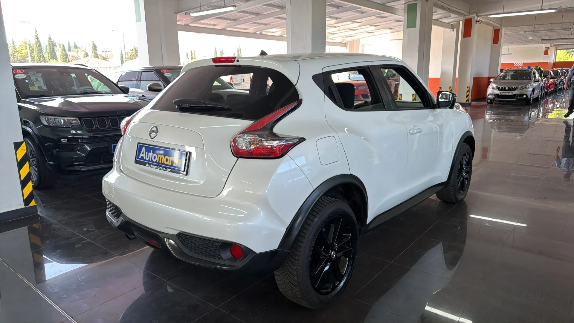 View 4 - Nissan Juke - 2015