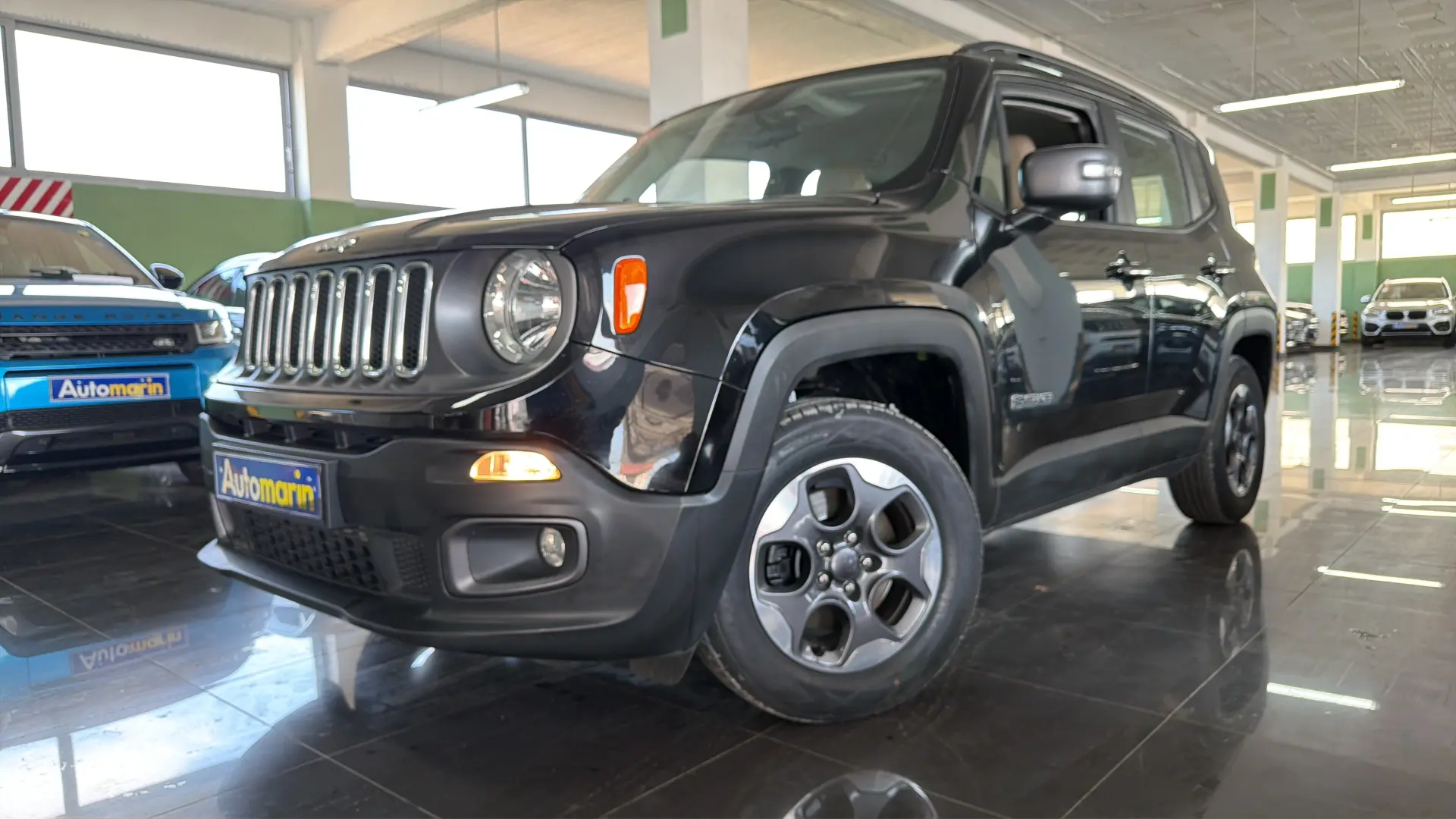 View 1 - Jeep Renegade - 2018