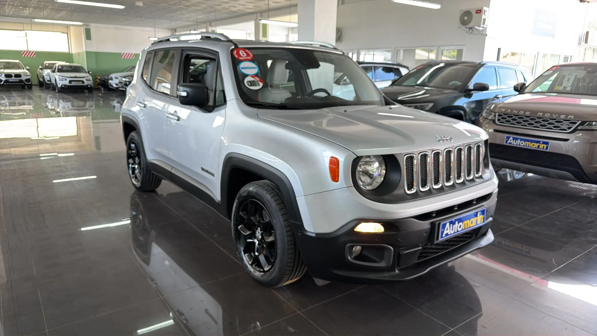 View 3 - Jeep Renegade - 2017
