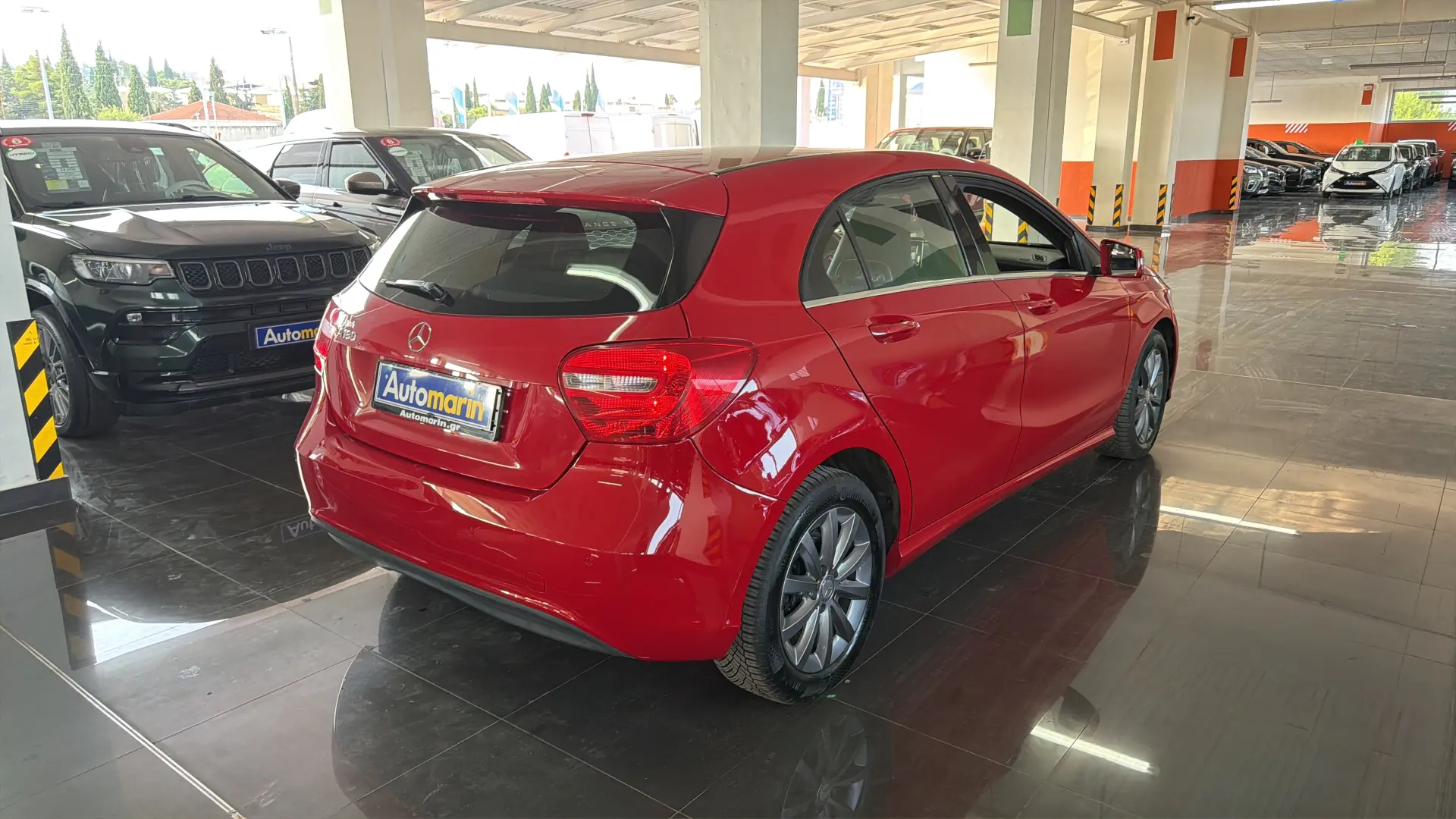 View 4 - Mercedes-Benz A 180 - 2013