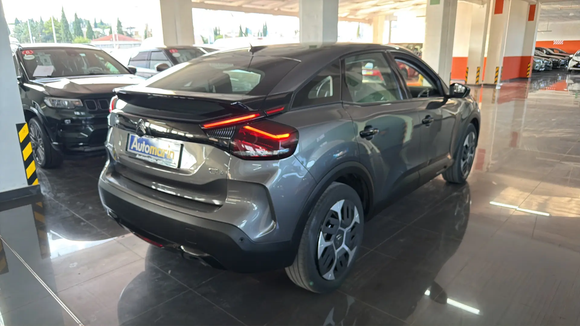 View 4 - Citroen C4 - 2022