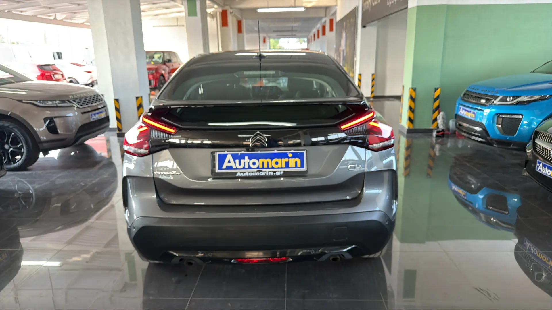 View 5 - Citroen C4 - 2022