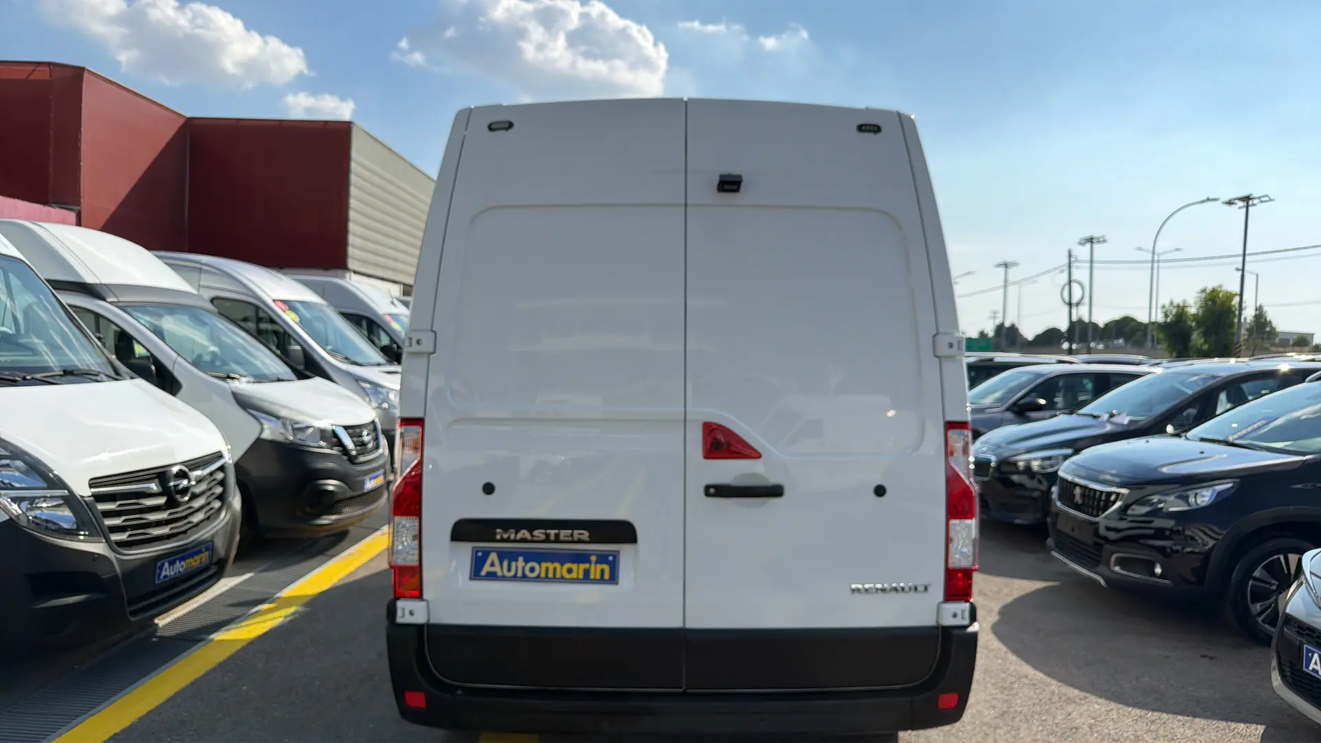 View 5 - Renault Master - 2019