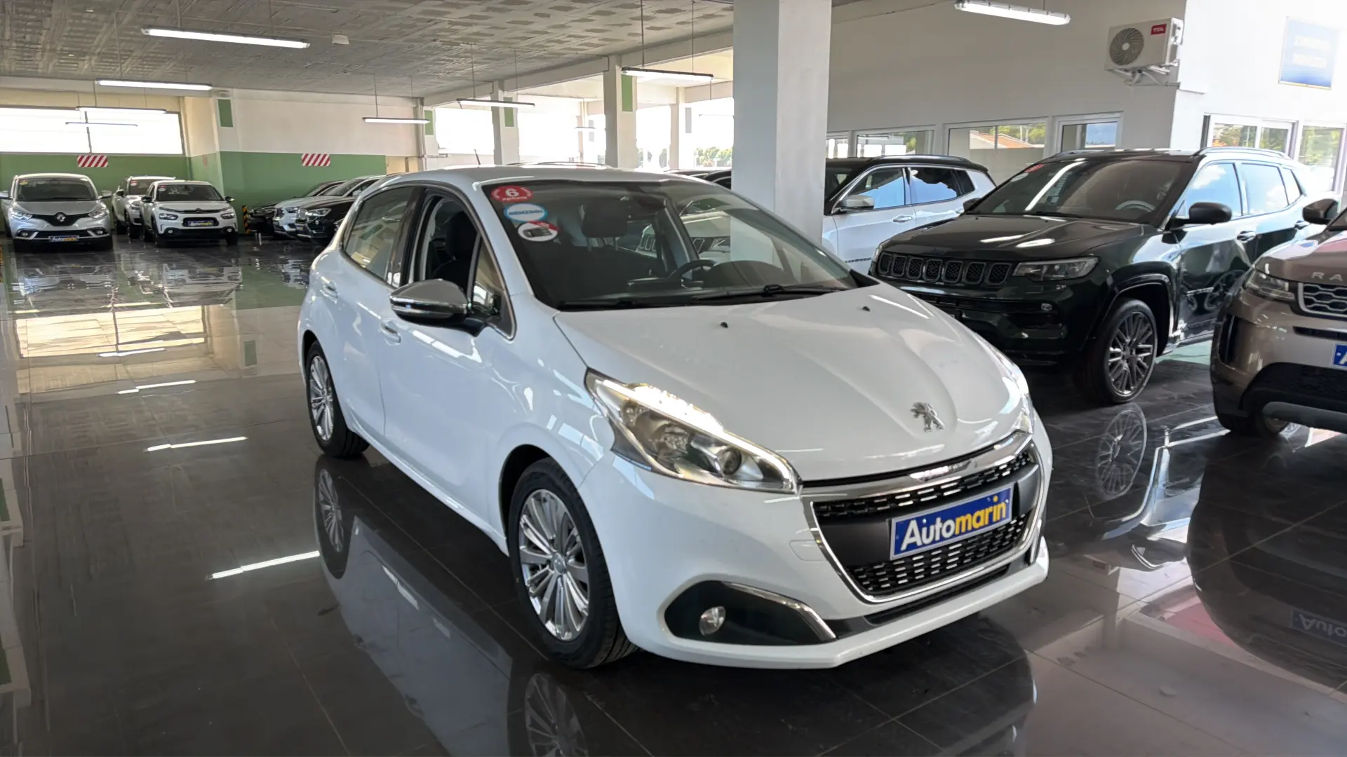 View 3 - Peugeot 208 - 2018