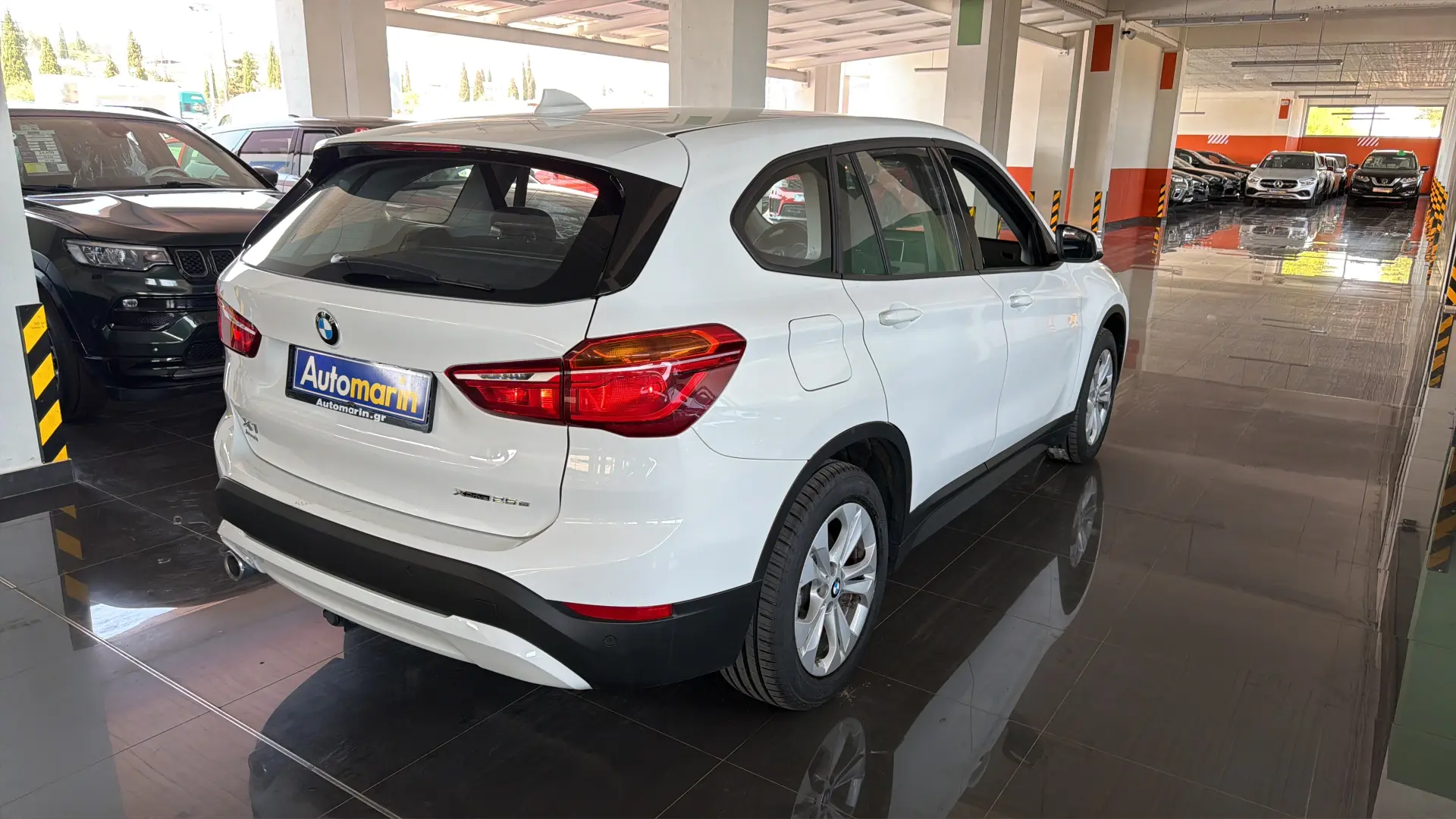 View 4 - BMW X1 - 2021