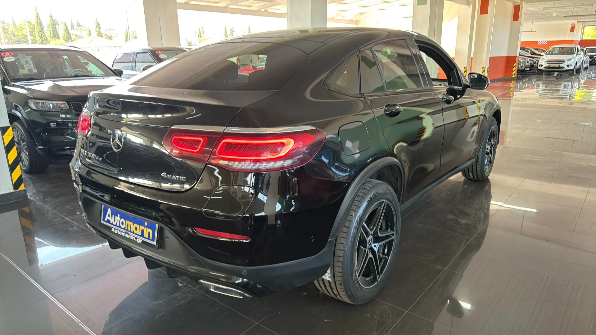 View 4 - Mercedes-Benz GLC 300 - 2022