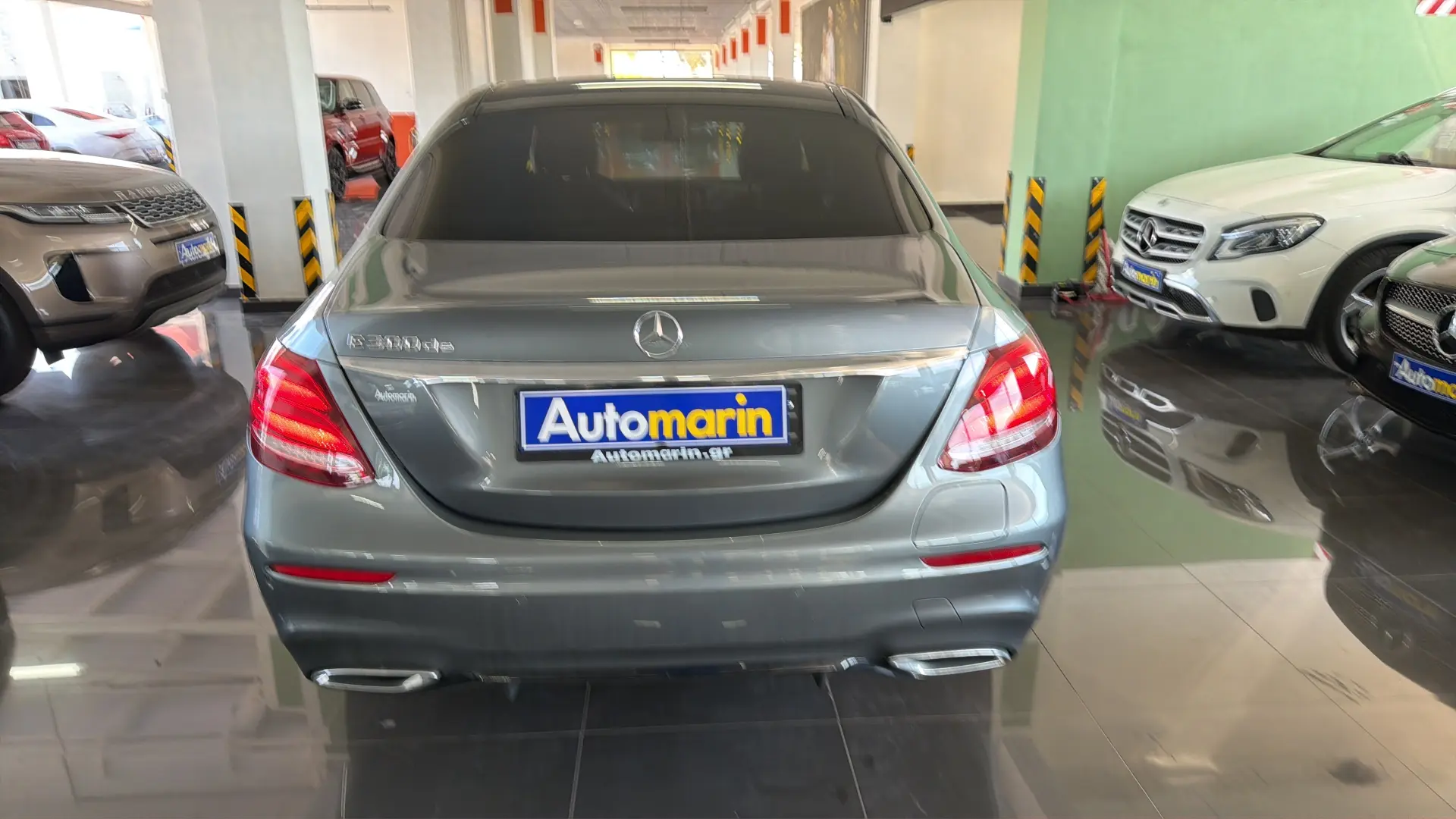 View 5 - Mercedes-Benz E 300 - 2021
