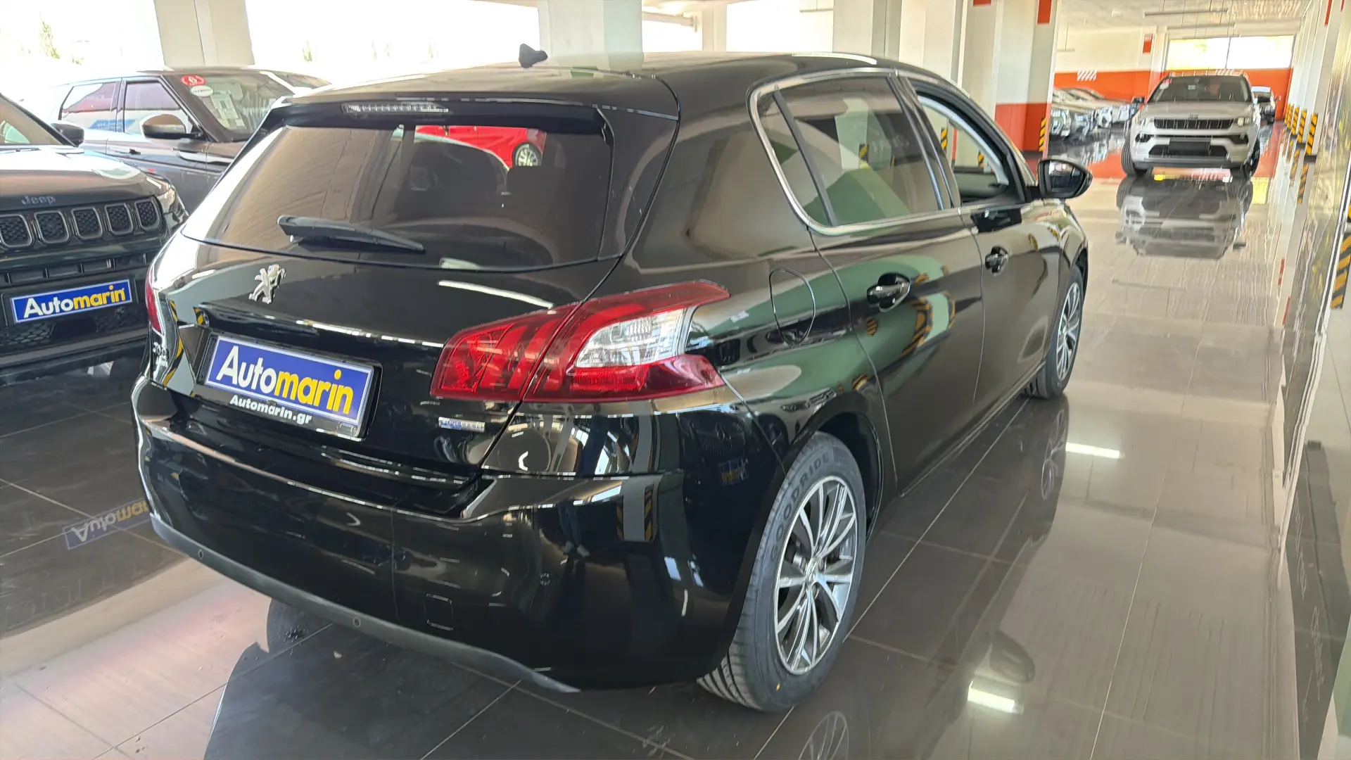 View 4 - Peugeot 308 - 2017
