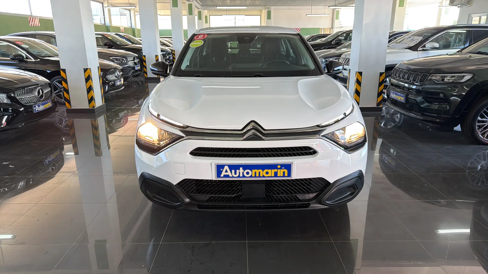 View 2 - Citroen C4 - 2022