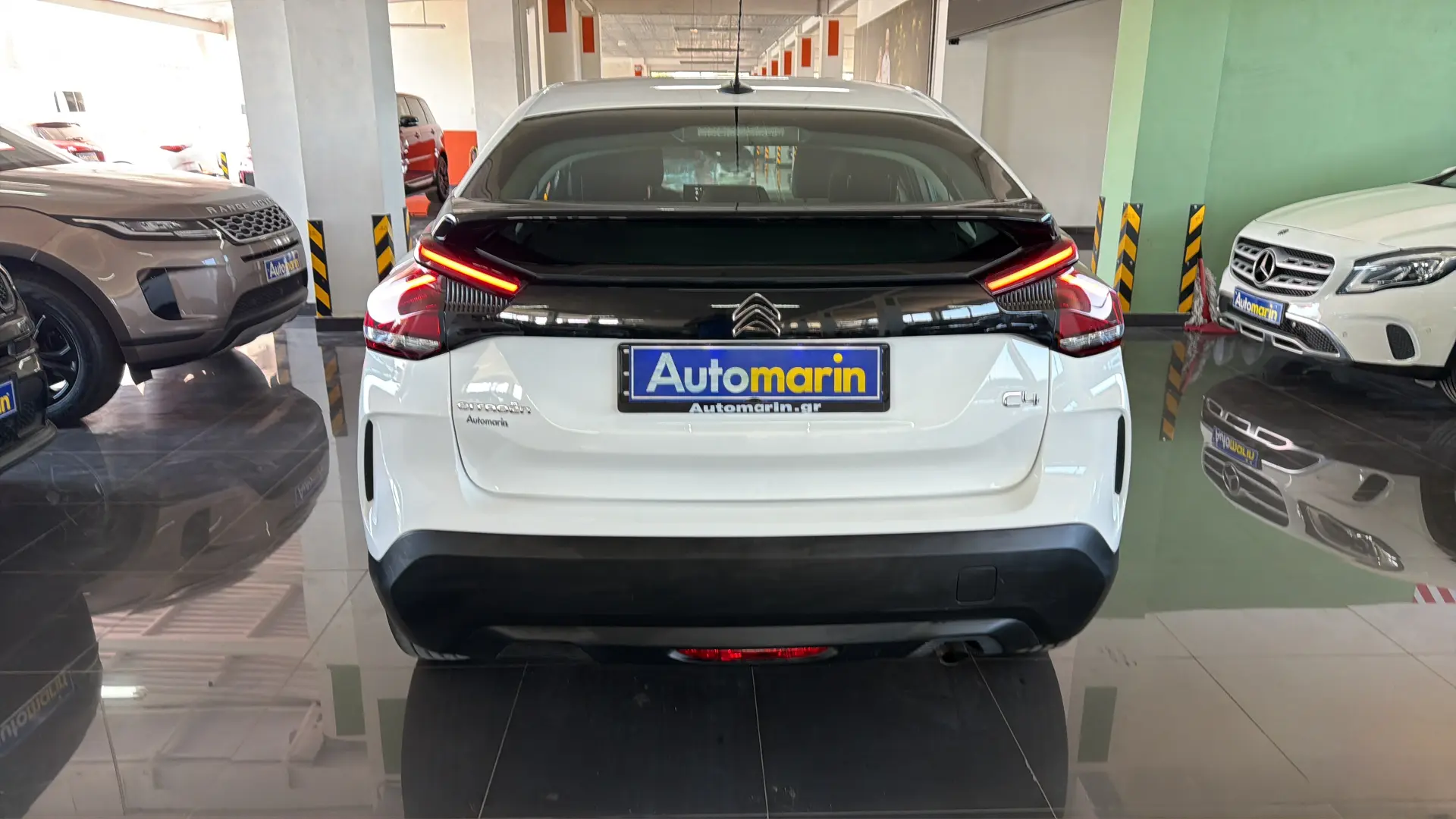 View 5 - Citroen C4 - 2022