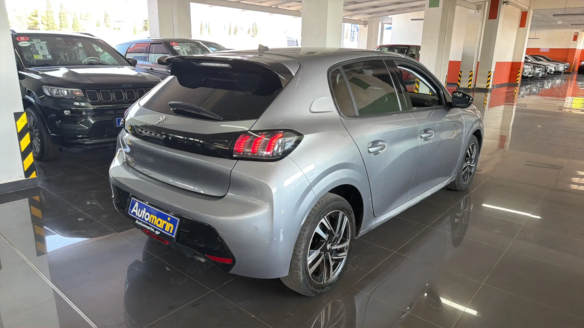 View 4 - Peugeot 208 - 2022