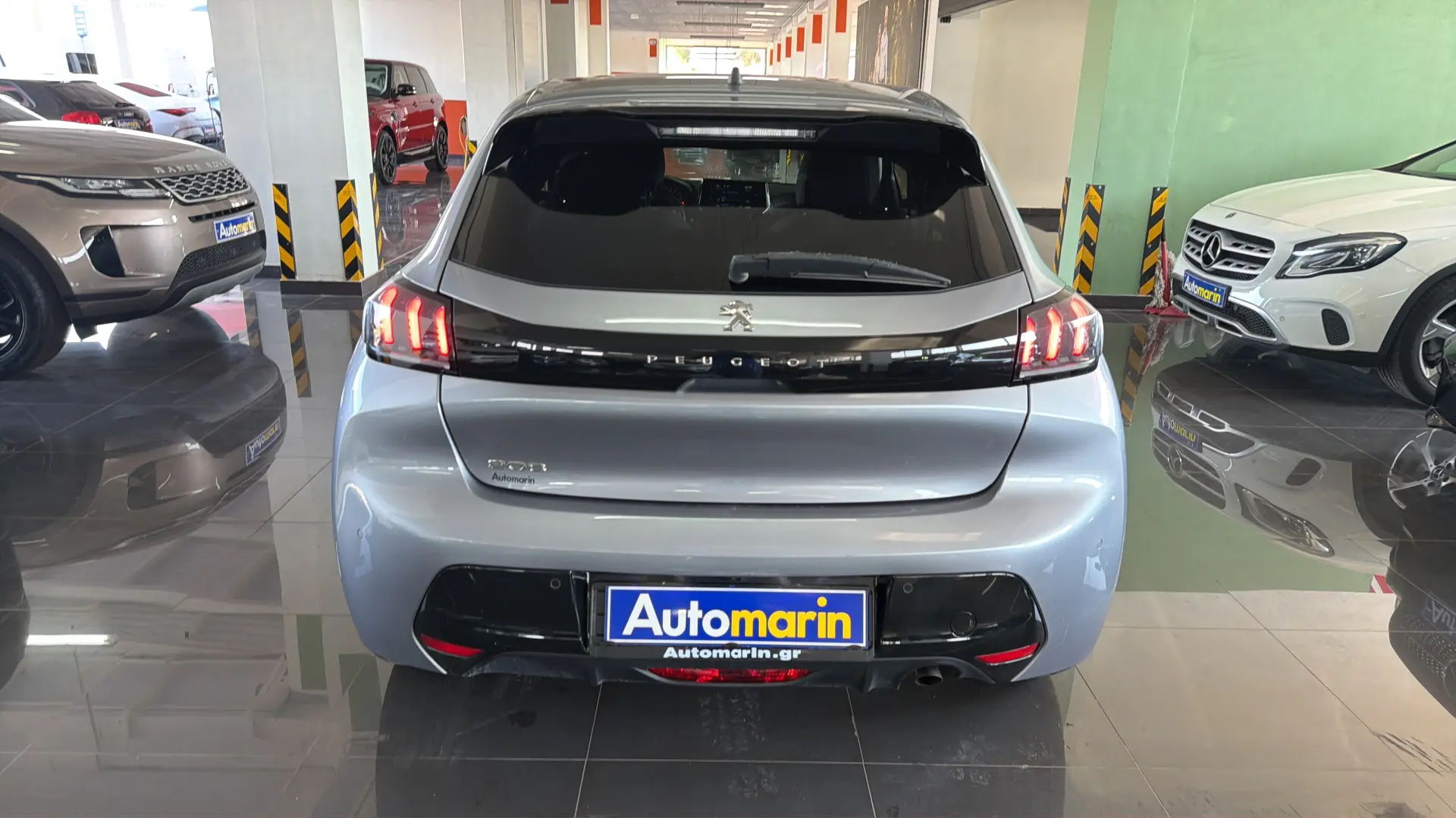View 5 - Peugeot 208 - 2022