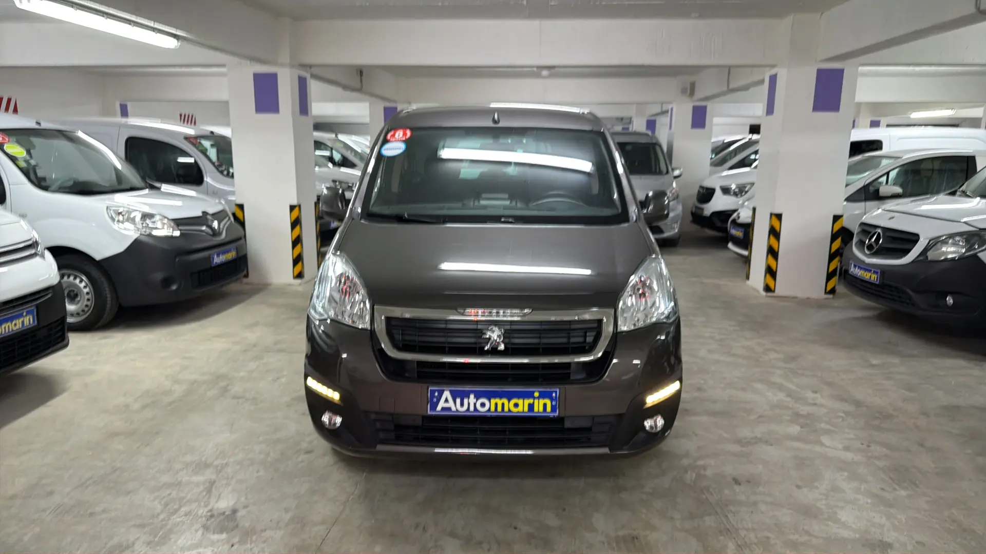 View 2 - Peugeot Partner - 2017