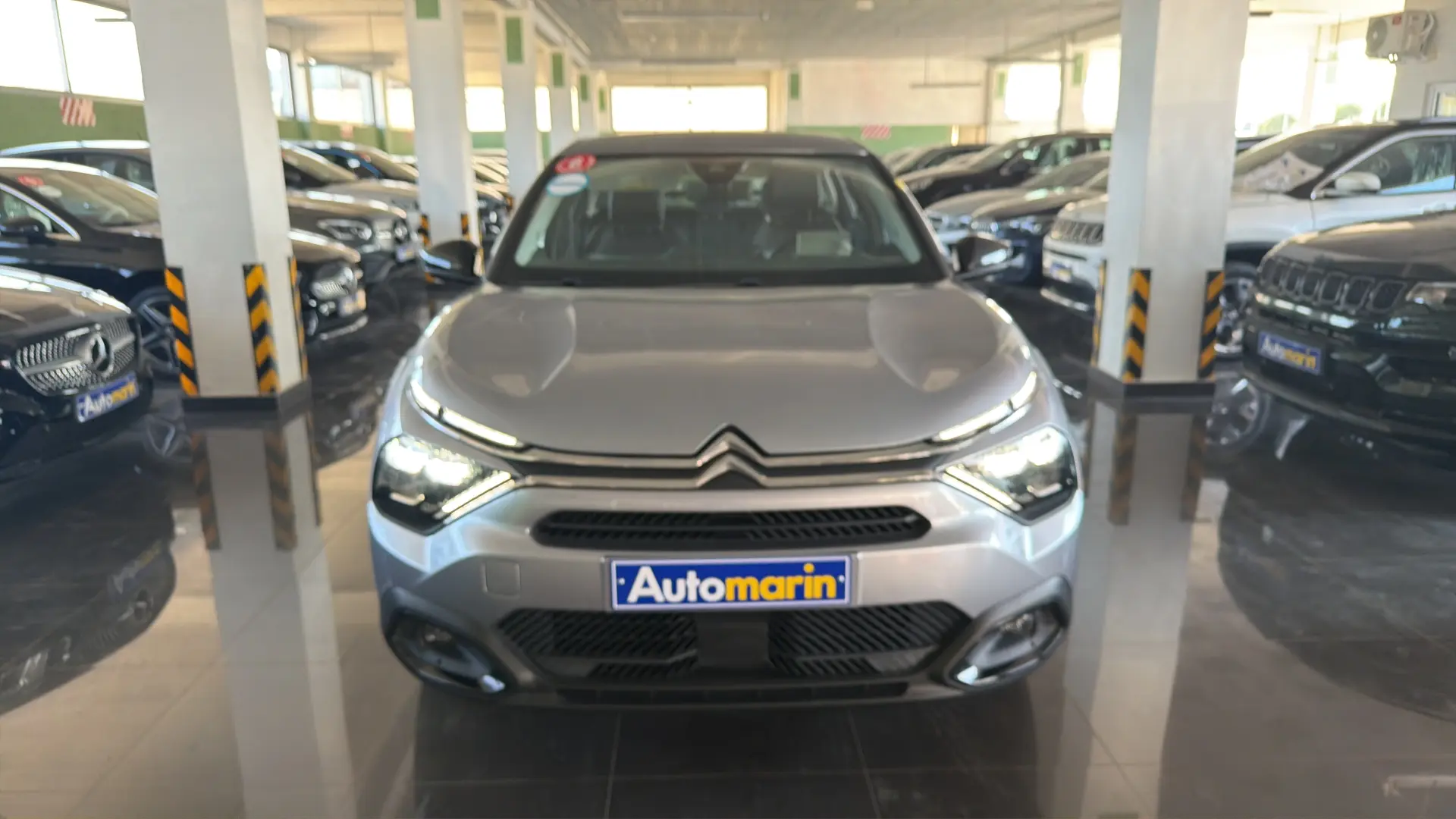View 2 - Citroen C4 - 2021