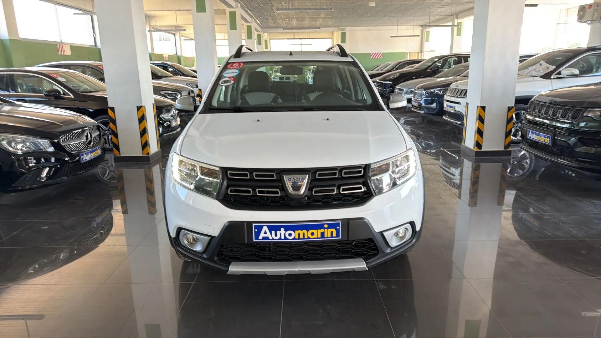View 2 - Dacia Sandero - 2020