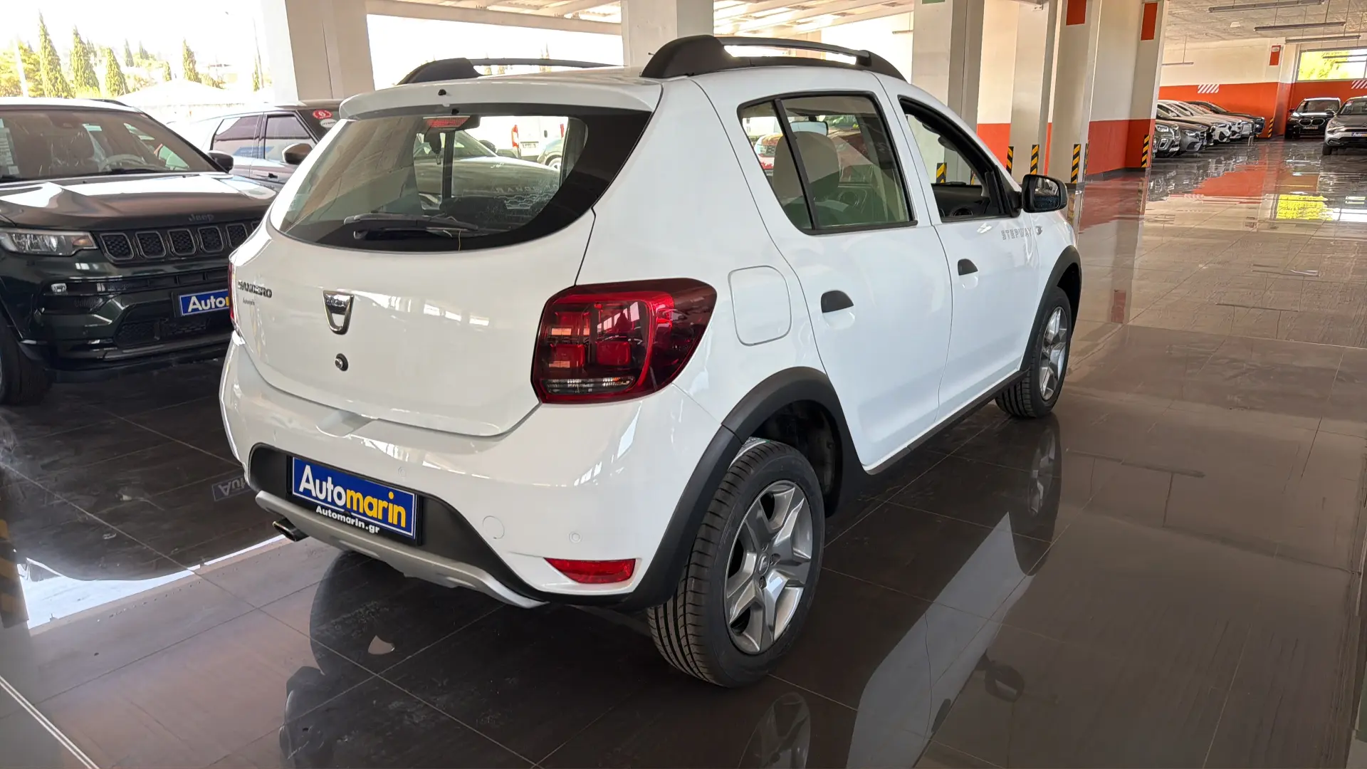 View 4 - Dacia Sandero - 2020