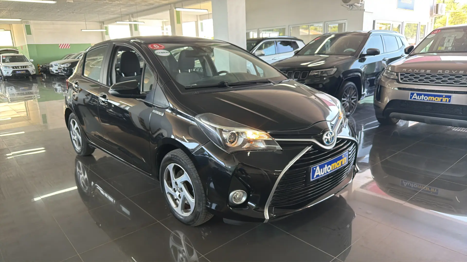 View 3 - Toyota Yaris - 2015