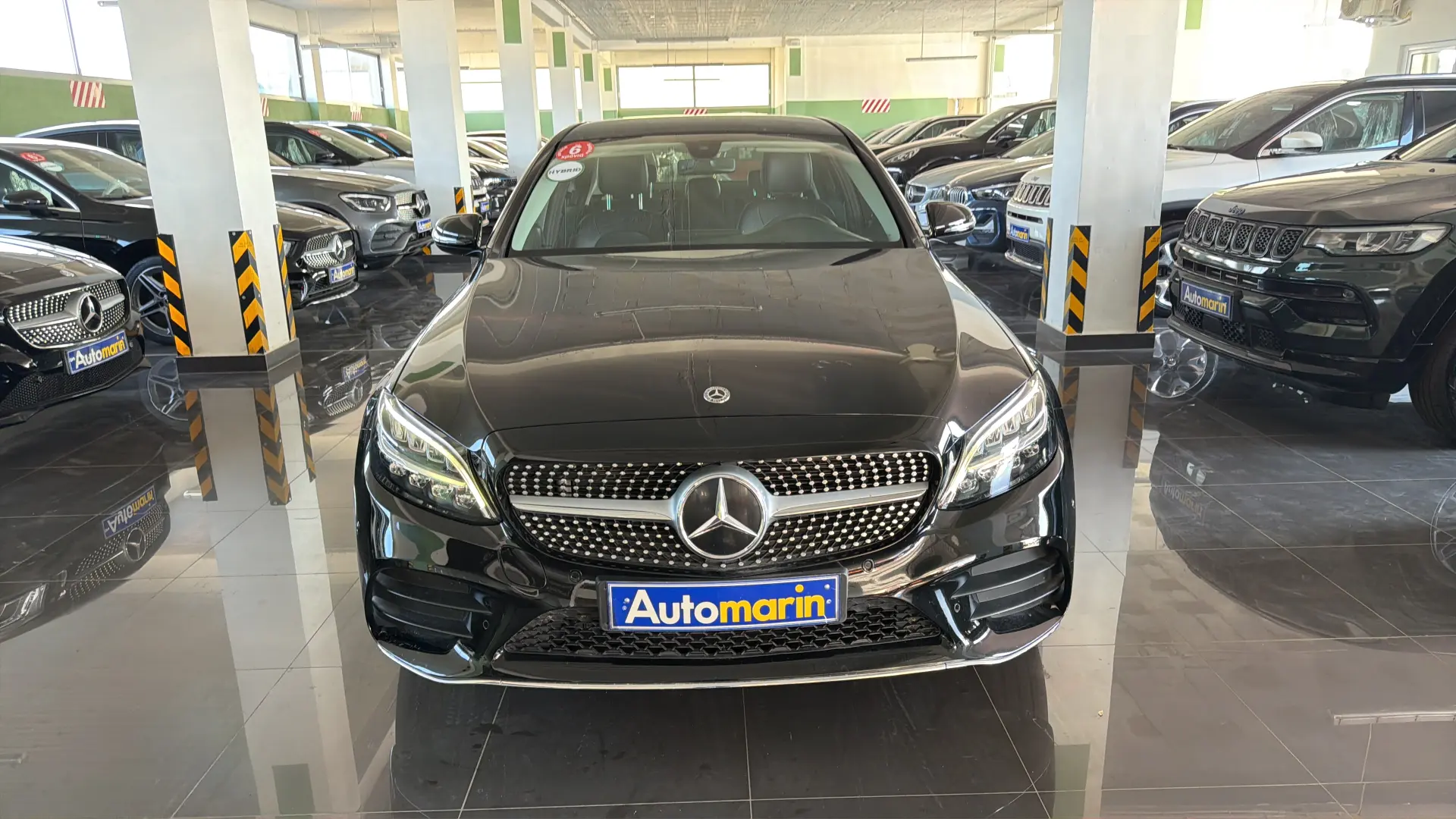 View 2 - Mercedes-Benz C 300 - 2021