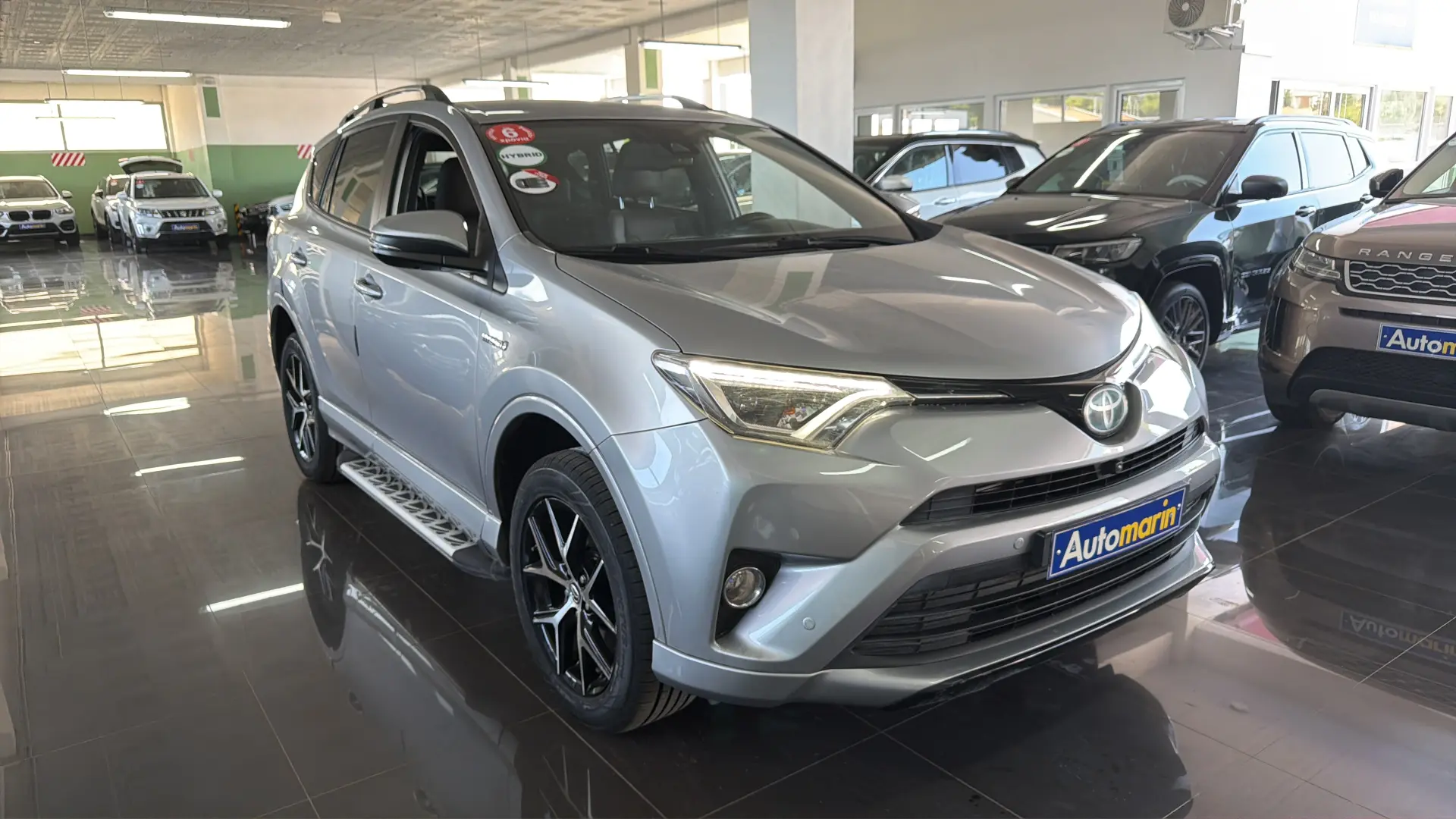 View 3 - Toyota RAV 4 - 2016