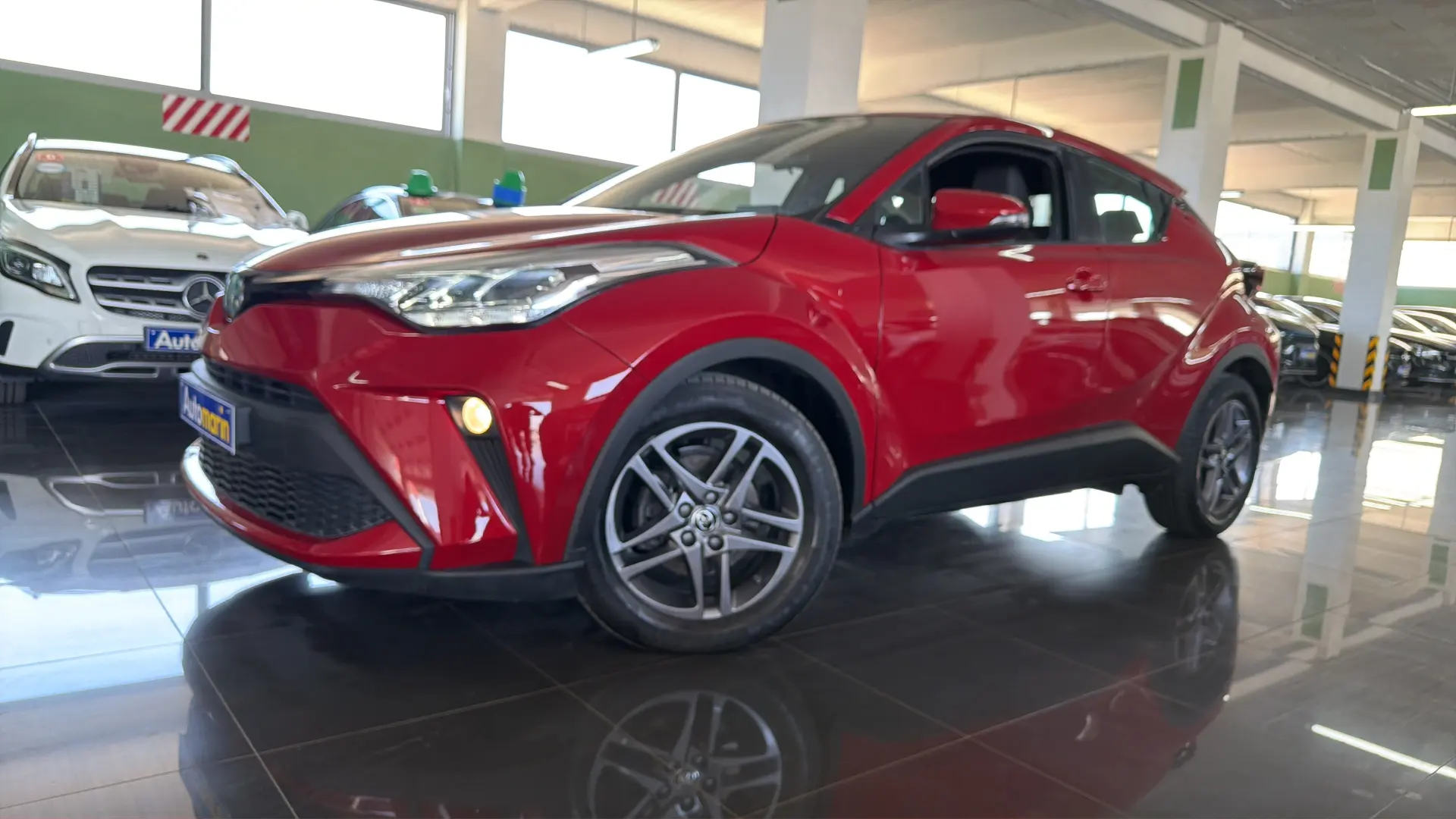 View 1 - Toyota C-HR - 2023