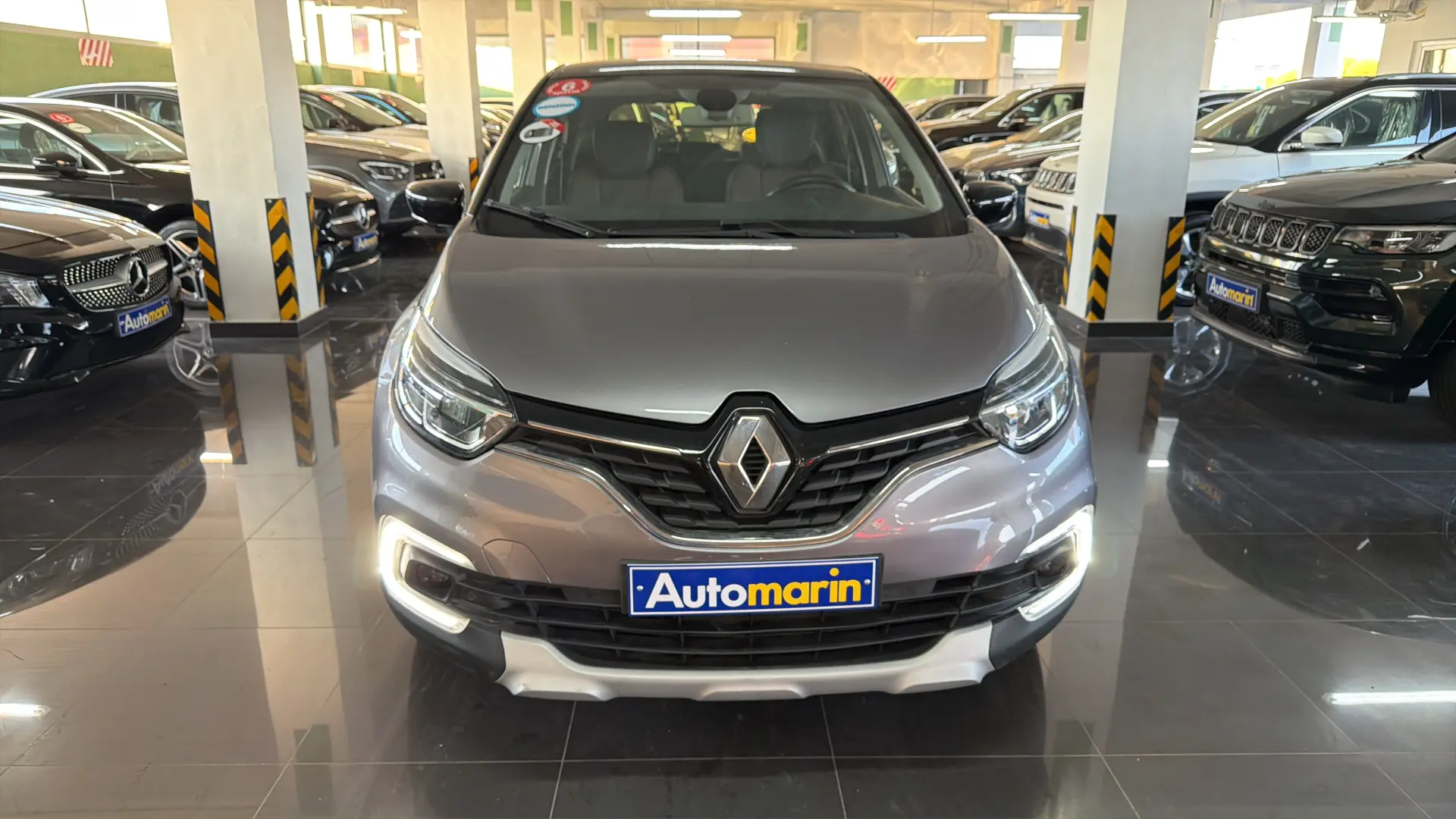 View 2 - Renault Captur - 2017