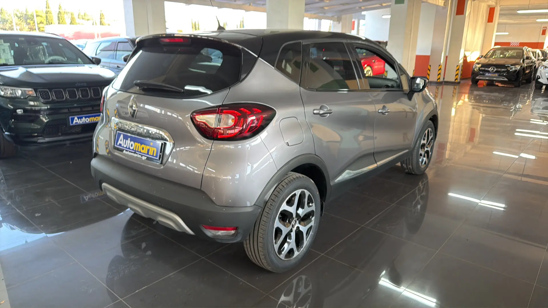 View 4 - Renault Captur - 2017