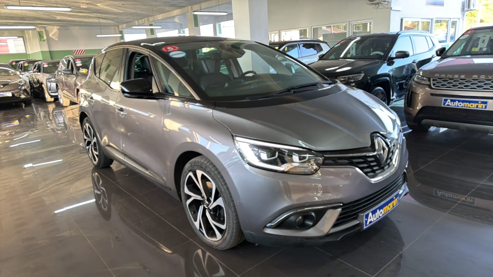 View 3 - Renault Scenic - 2017