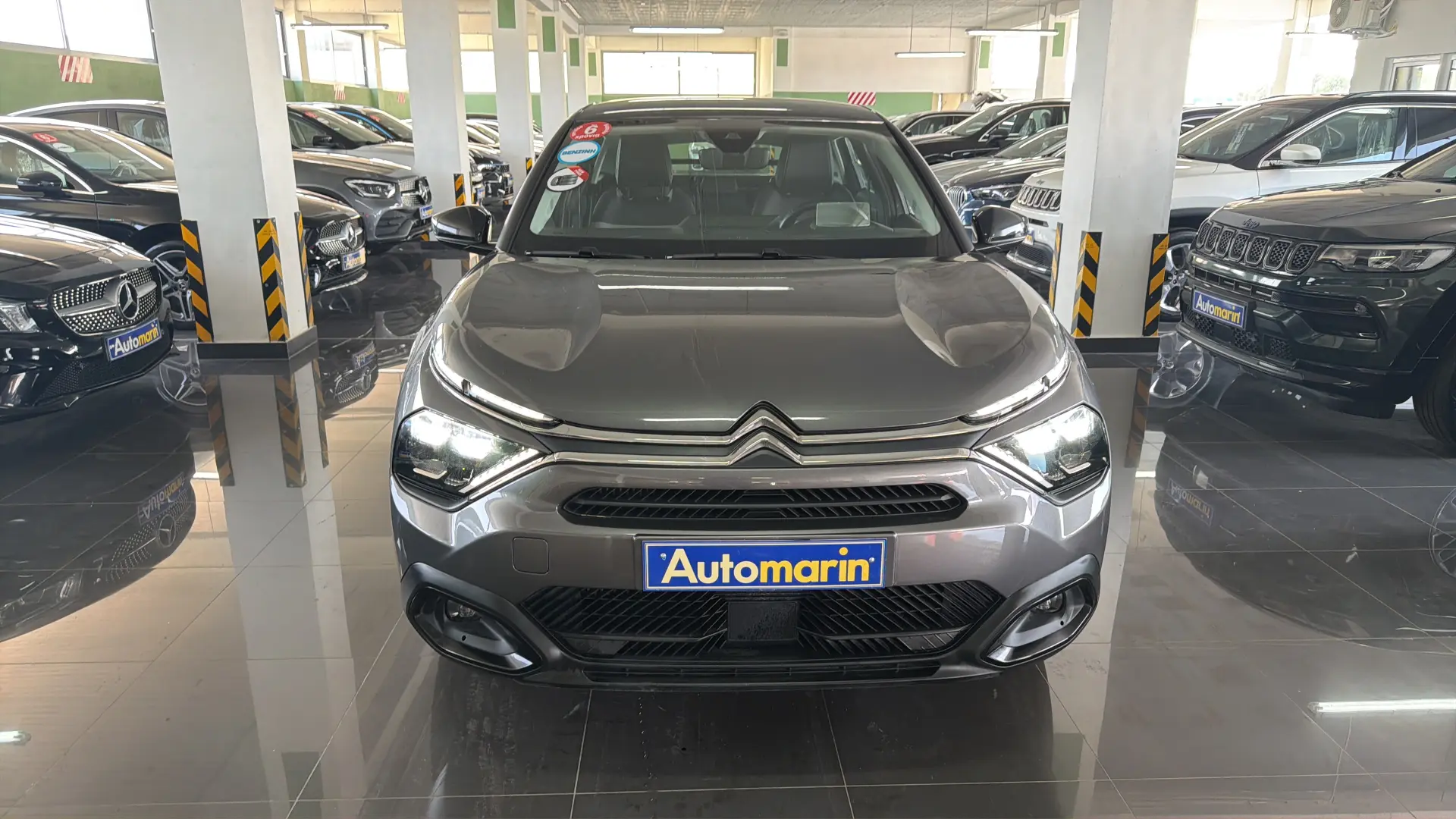 View 2 - Citroen C4 - 2021