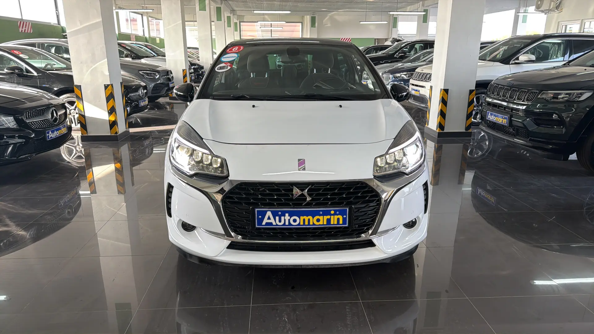 View 2 - DS DS3 - 2018