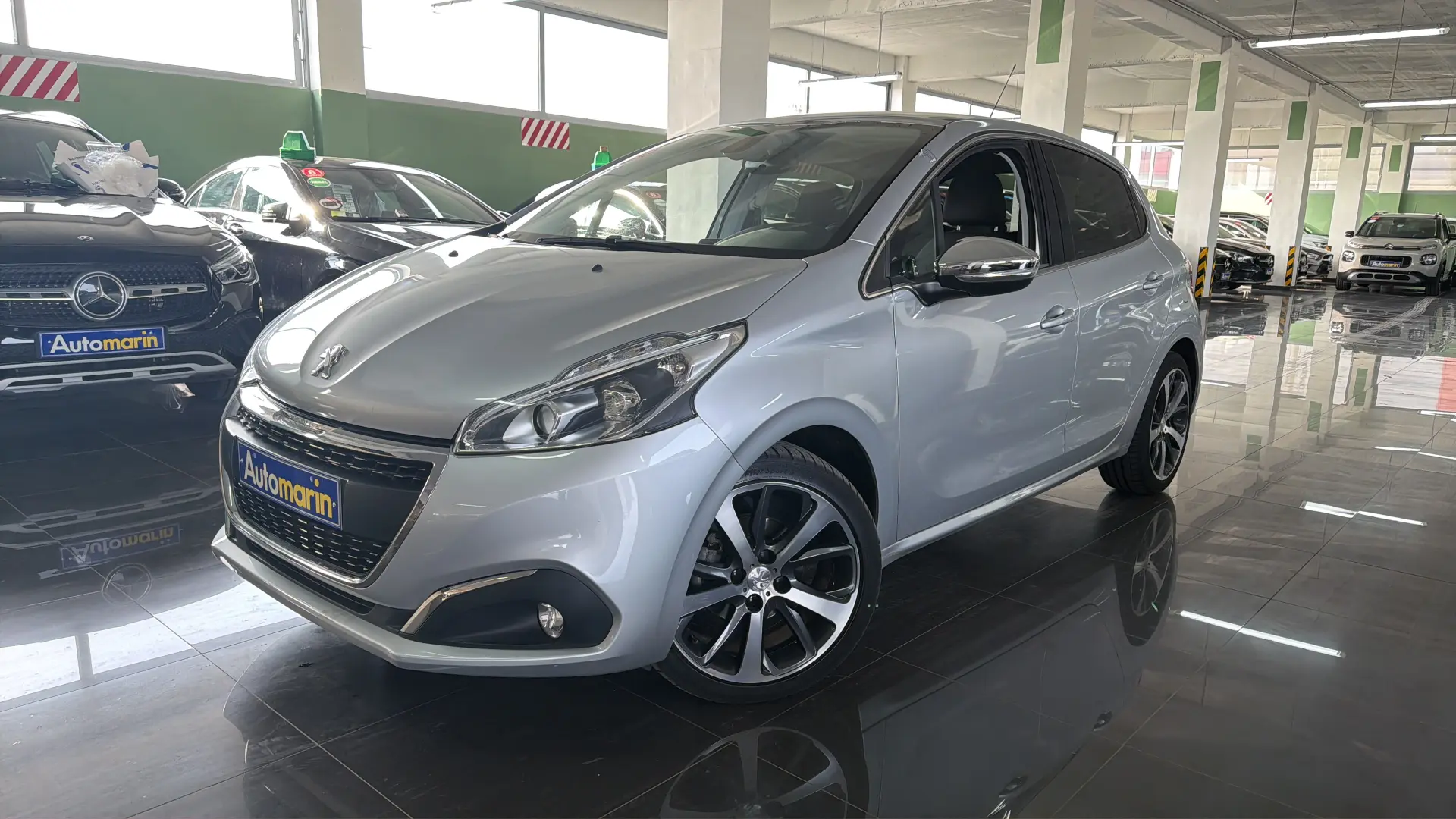 View 1 - Peugeot 208 - 2017